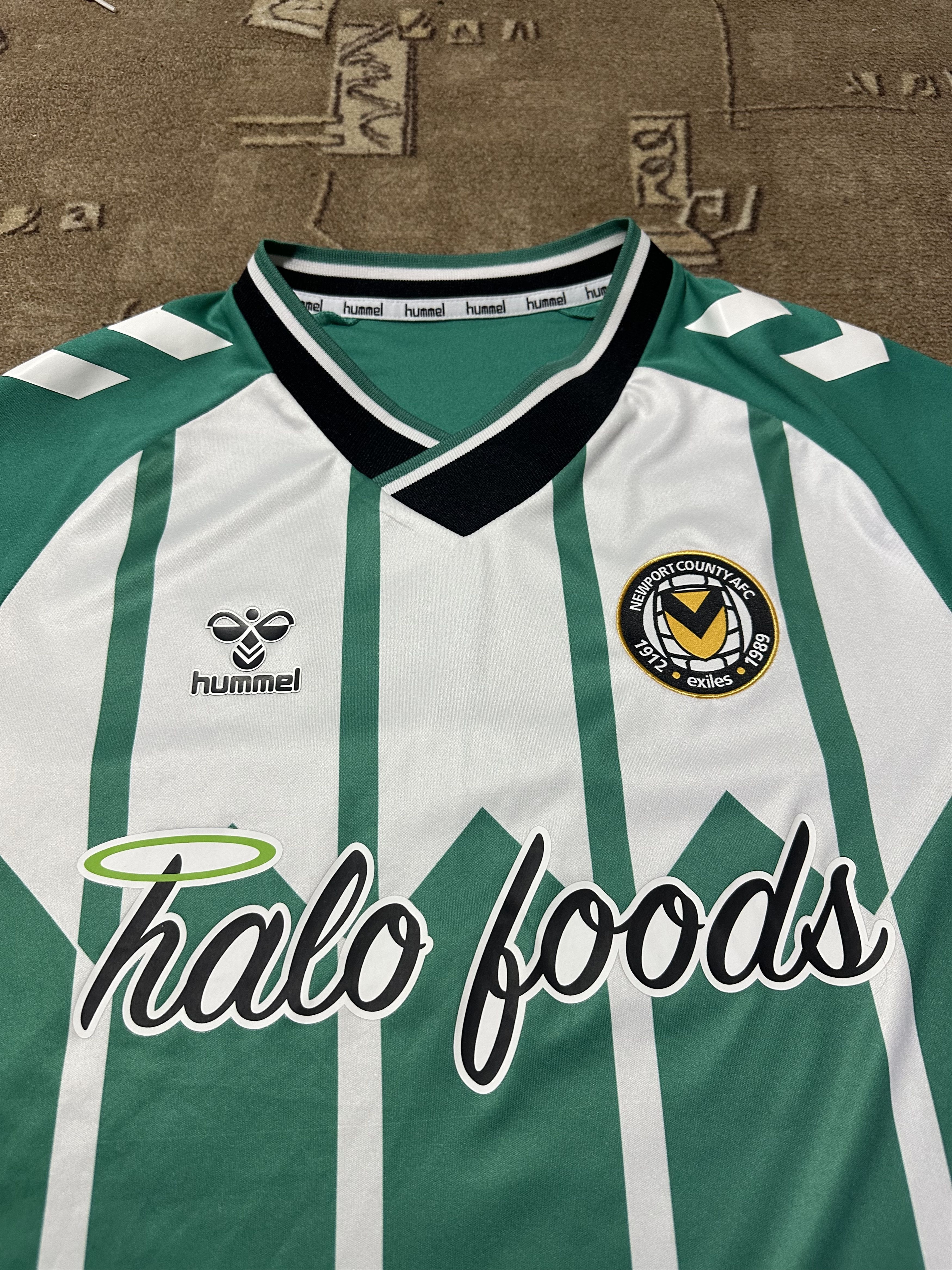 Hummel Football Jersey Men Newport County Size US L / EU 52-54 / 3 - 3 Thumbnail