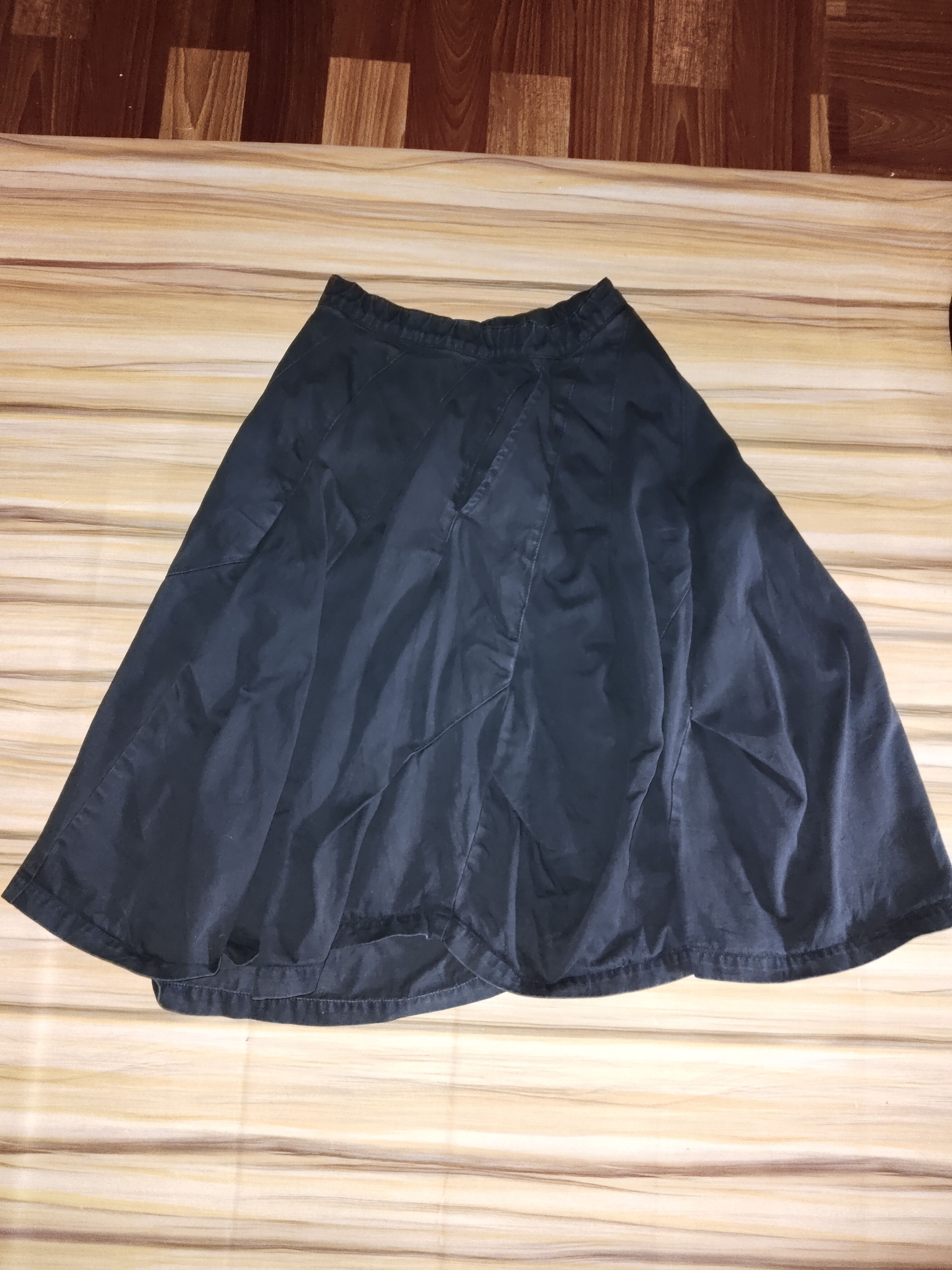 mercibeaucoup MERCIBEAUCOUP Midi Skirt By ISSEY MIYAKE Size 28" / US 6 / IT 42 - 4 Thumbnail