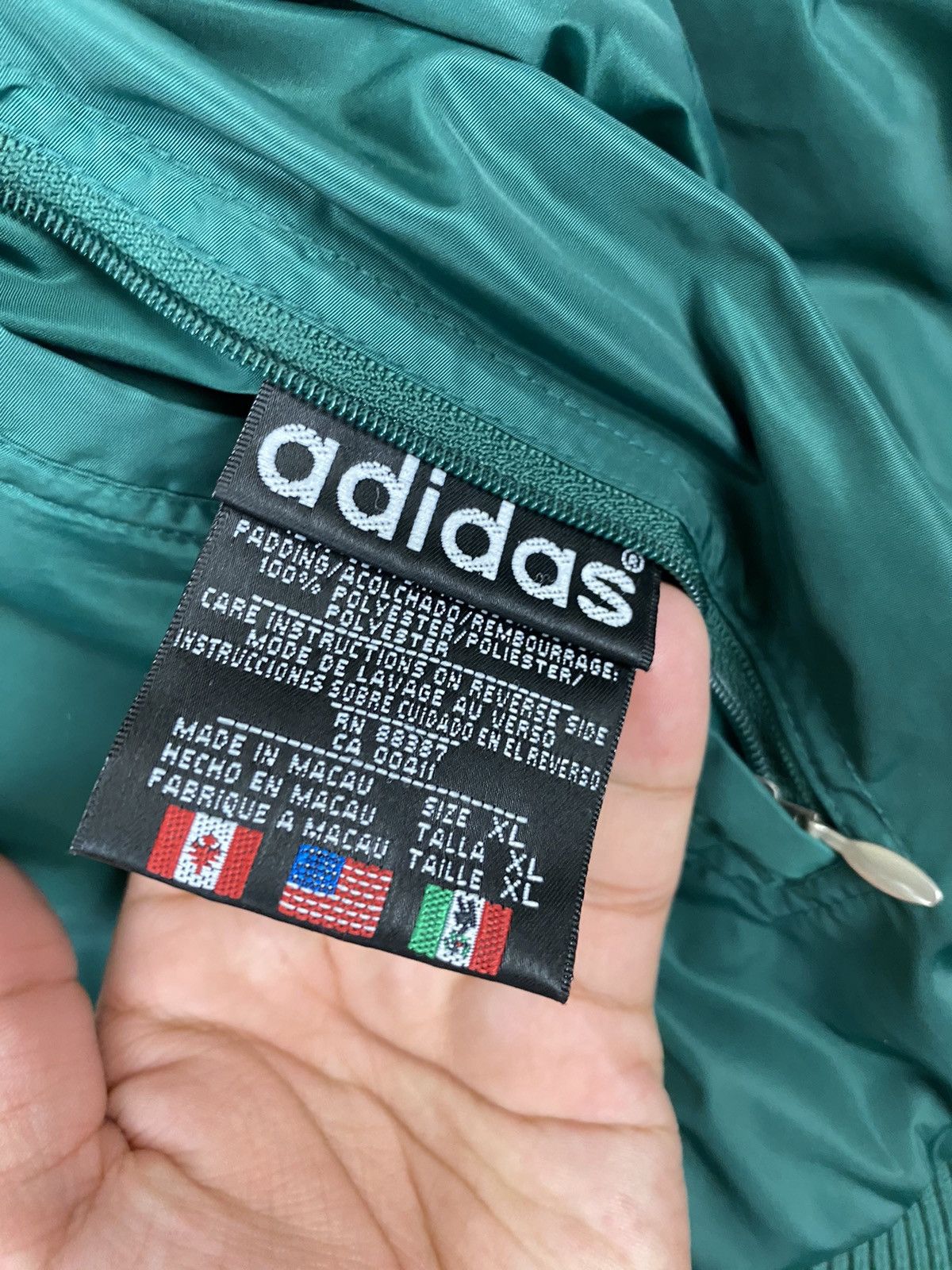Adidas Vintage 90’s Reversible Adidas Green Zip Up Puffer Jacket Size US XL / EU 56 / 4 - 17 Thumbnail