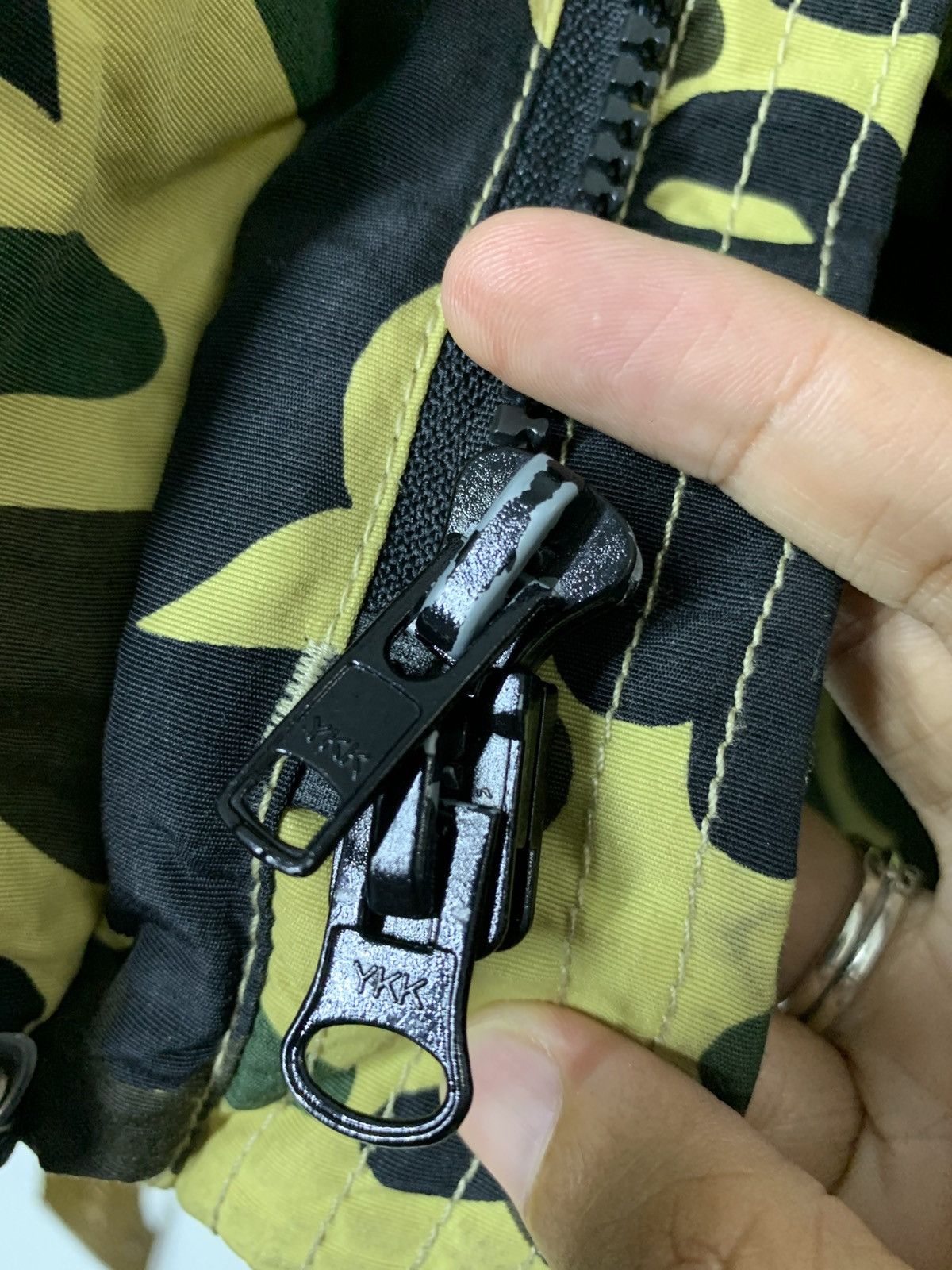 Bape Vintage BAPE 1st Camo Snowboard Puffer Down Jacket Size US L / EU 52-54 / 3 - 17 Thumbnail