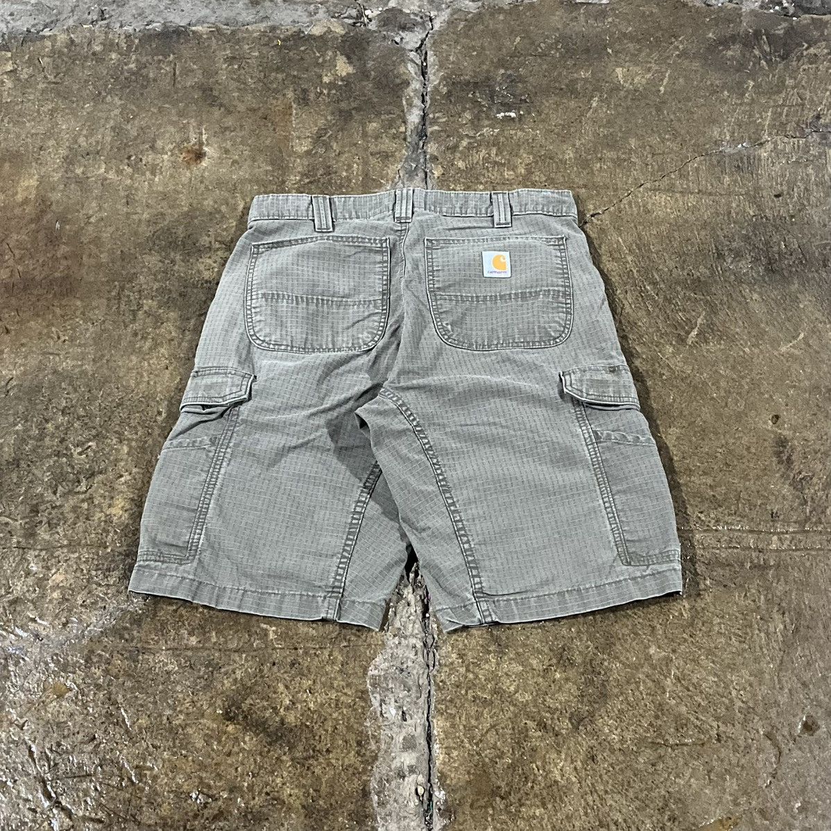 Carhartt × Vintage Crazy Y2K Carhartt Cargo Shorts Baggy Workwear Skater Size US 32 / EU 48 - 1 Thumbnail
