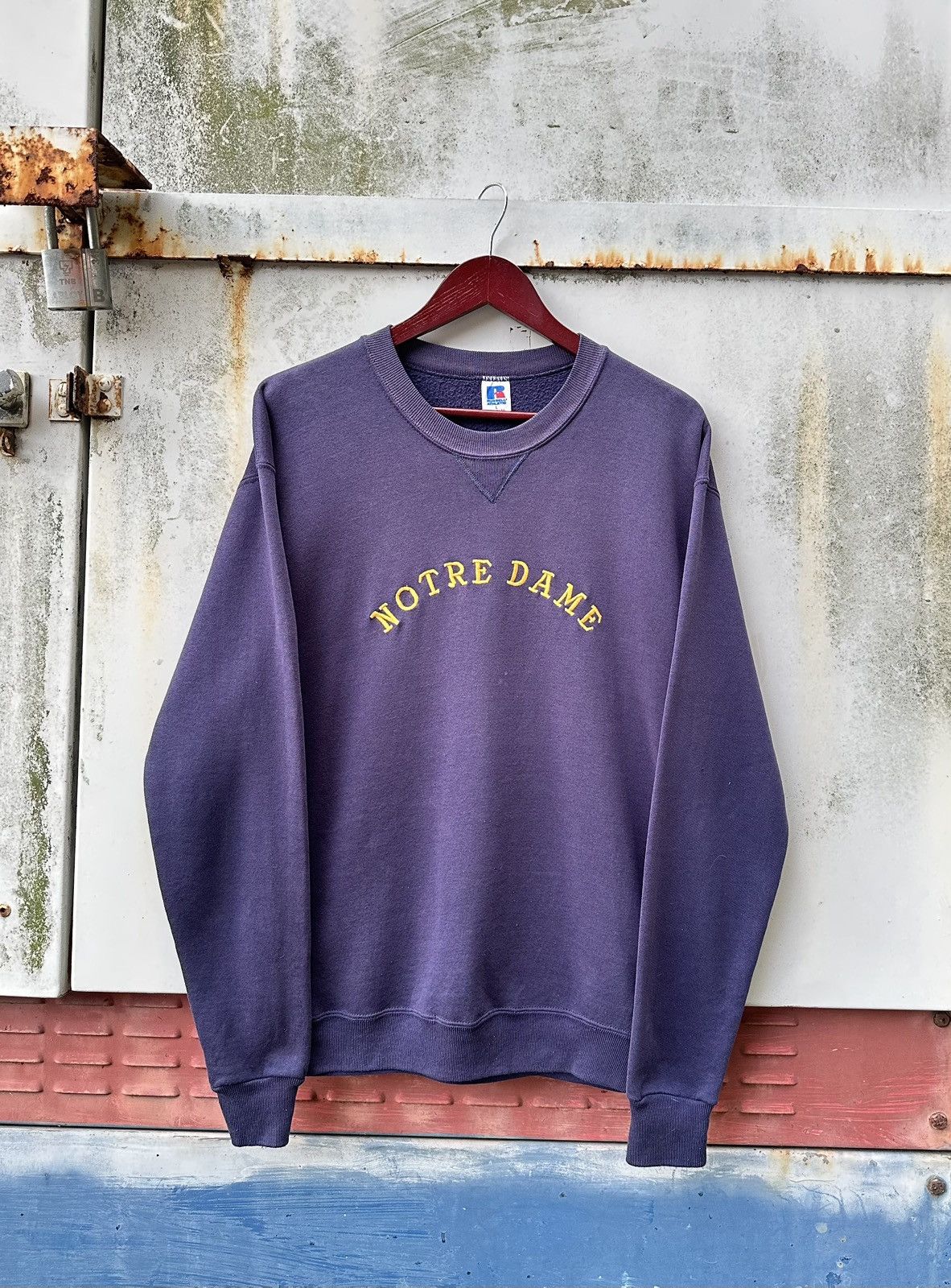 Russell Athletic Vintage Faded Russell Athletics Notre Dame Crewneck Size US M / EU 48-50 / 2 - 1 Thumbnail