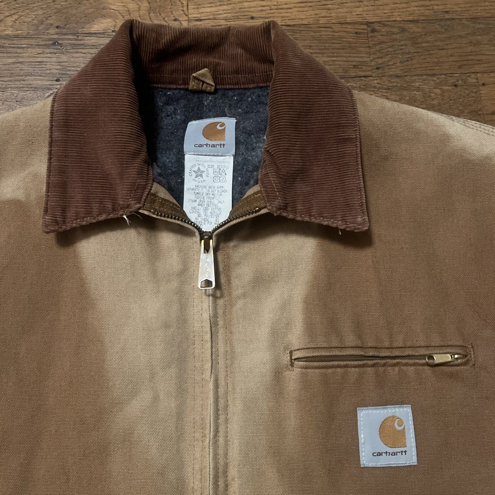 Carhartt Vintage 90s Carhartt J01 Detroit Jacket 46 Distress Faded Size US L / EU 52-54 / 3 - 6 Thumbnail