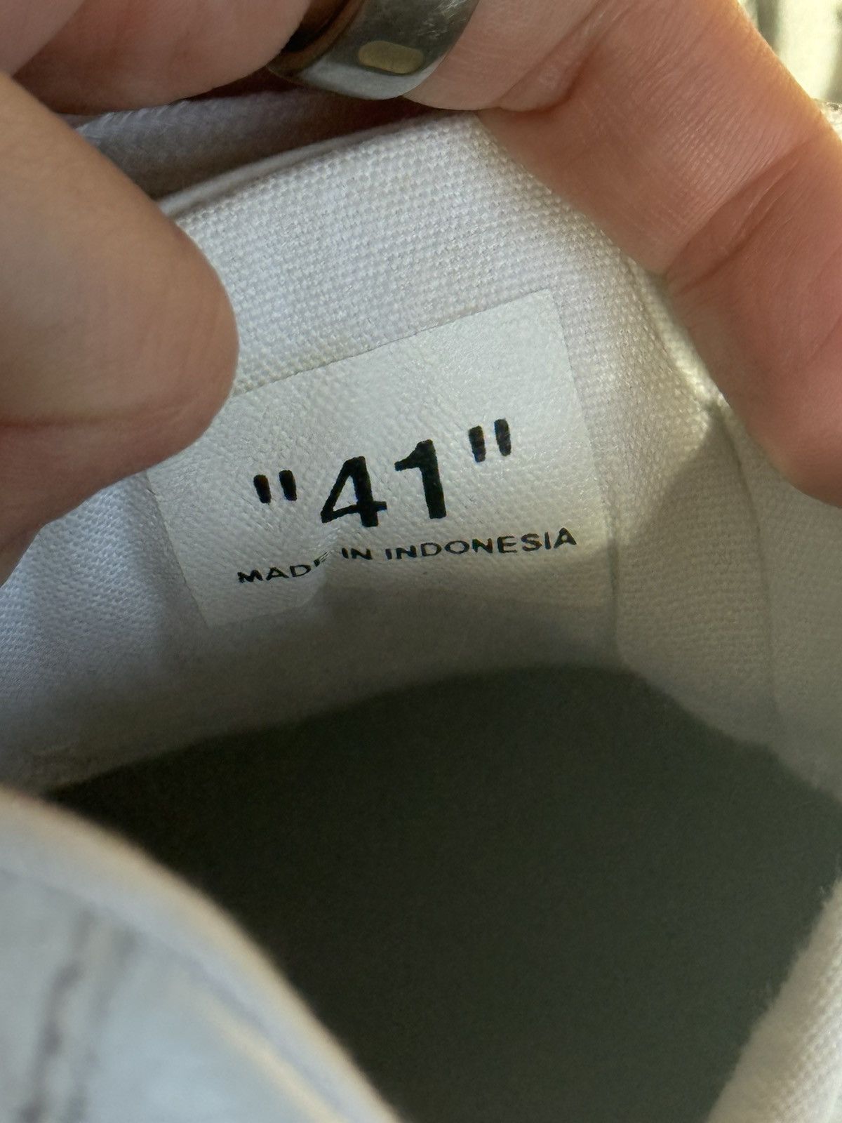 Off-White Off-White Low Vulcanized Leather Sneakers in White Size US 7.5 / EU 40-41 - 4 Thumbnail