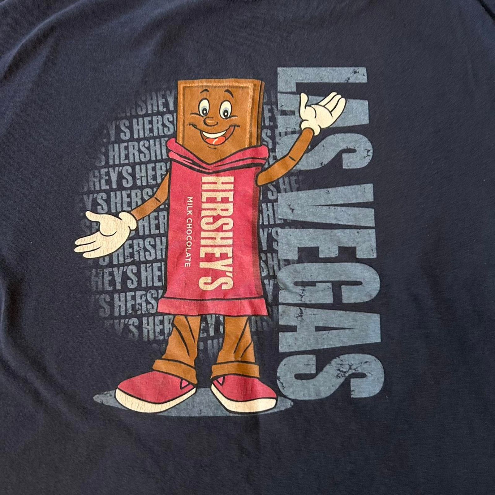 Gildan Y2k hershey chocolate t shirt Size US L / EU 52-54 / 3 - 2 Thumbnail