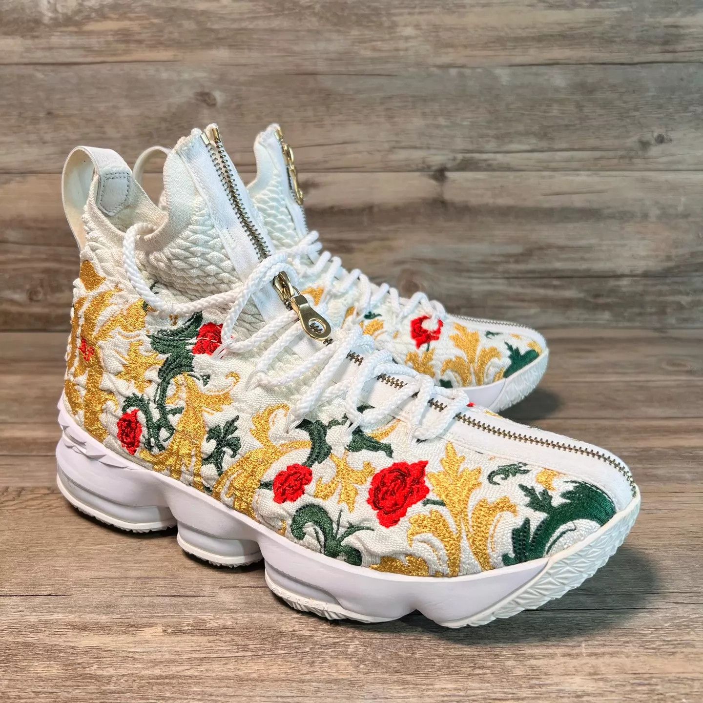 Nike Nike LeBron15 x Kith White Flor Embro AJ3936-100 43 Size US 10 / EU 43 - 2 Thumbnail