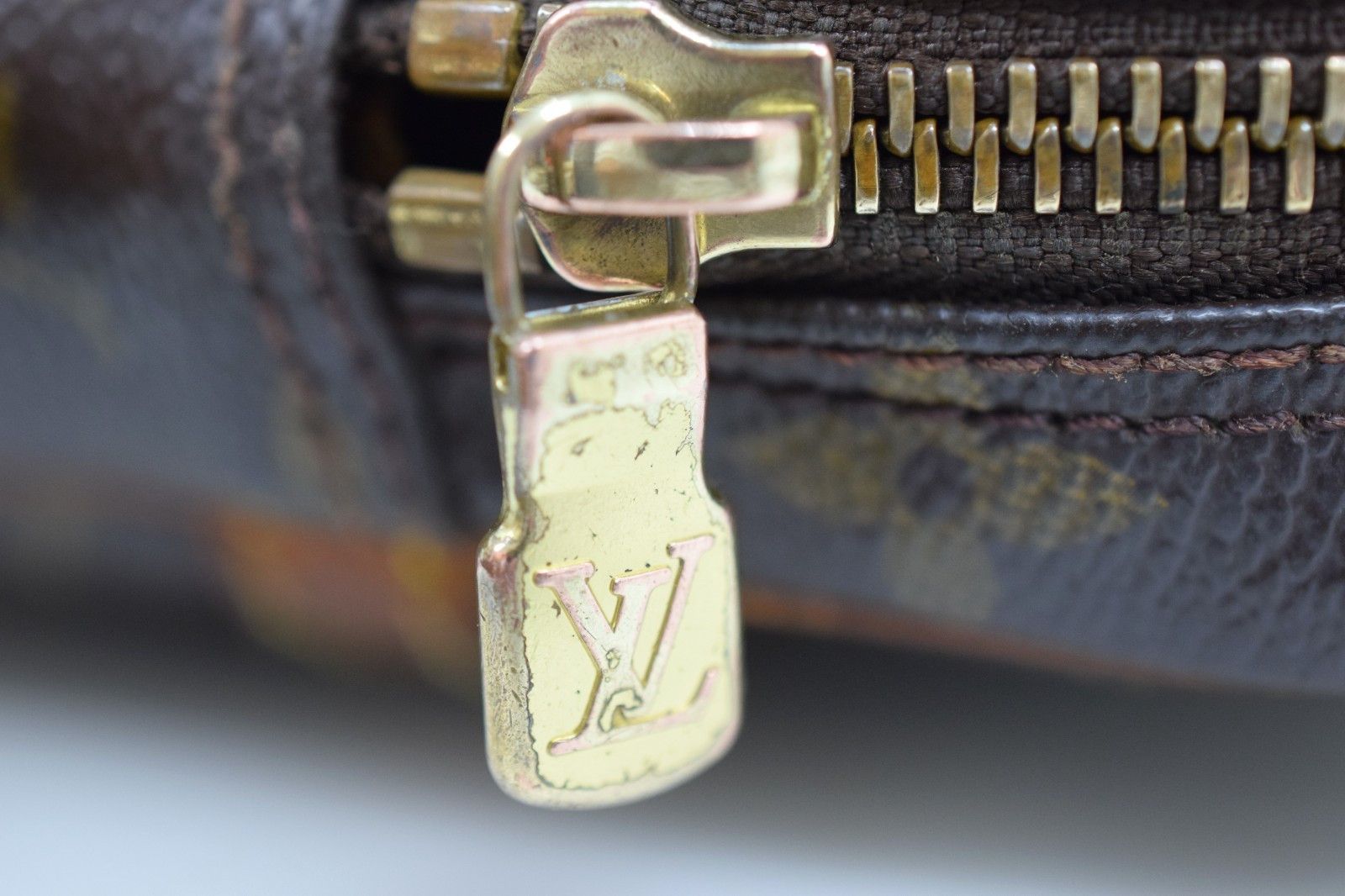 Louis Vuitton Louis Vuitton Danube Crossbody Bag Monogram M45266 Size ONE SIZE - 8 Thumbnail