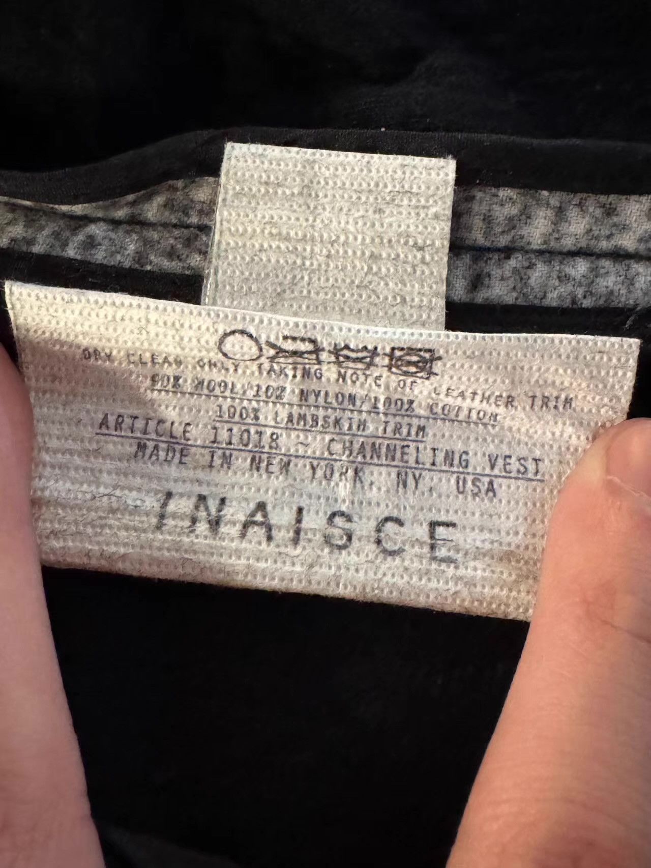 Inaisce InAisce 2011FW waistcoat with front placket button Ｑ25 Size US XS / EU 42 / 0 - 5 Thumbnail
