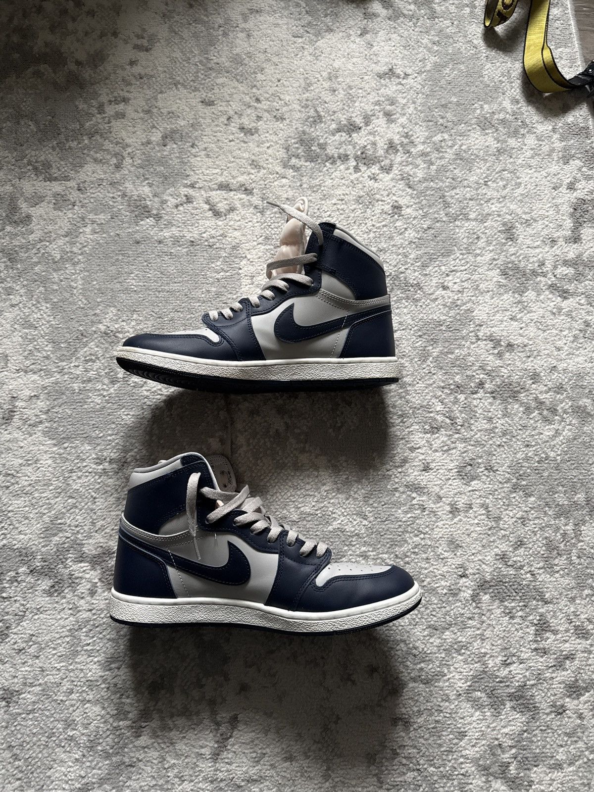 Jordan Brand Jordan 1 High GeorgeTown Size US 10 / EU 43 - 2 Thumbnail
