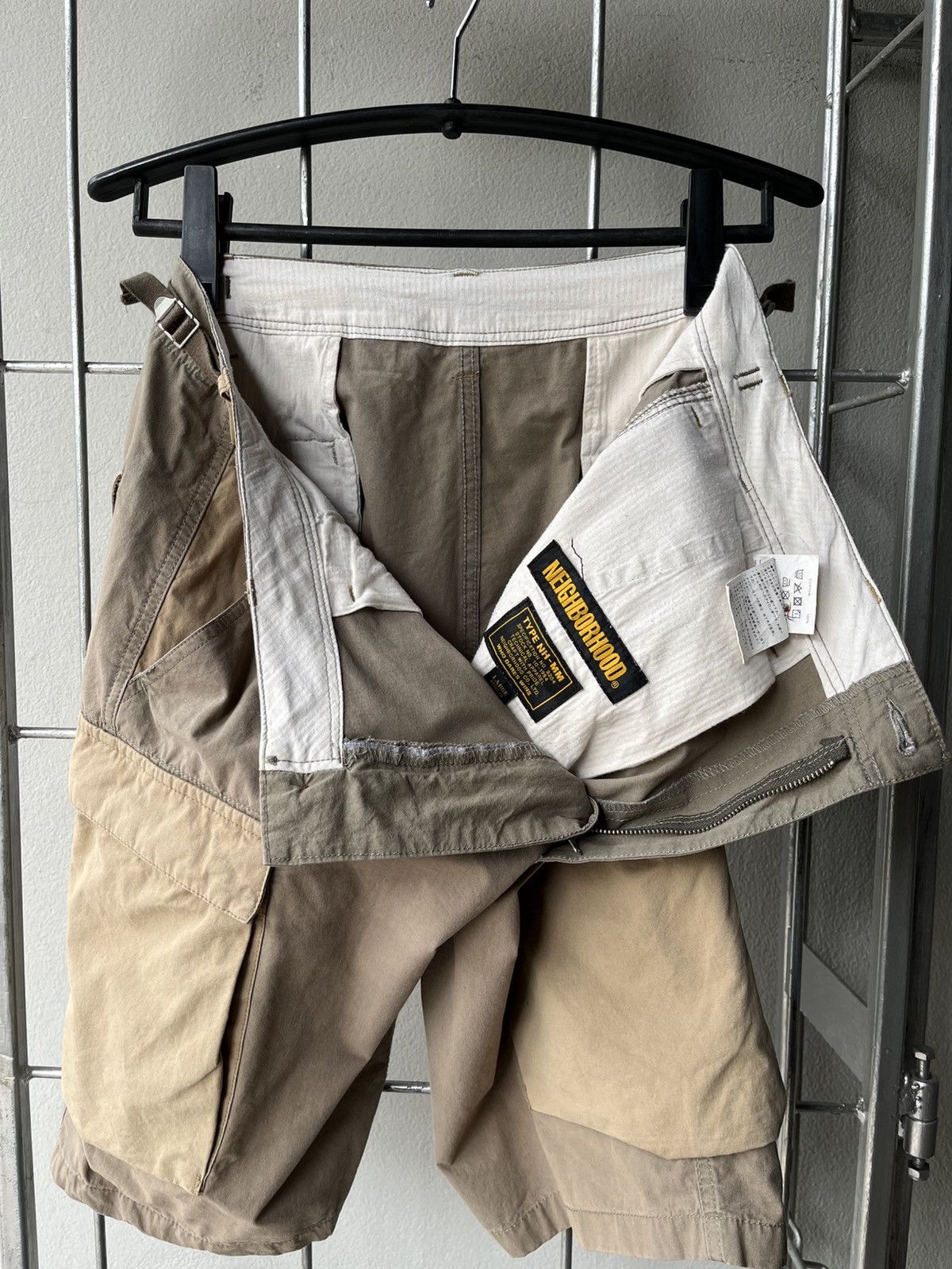 Neighborhood Neingborhood brown cargo shorts Size US 44 / EU 60 - 9 Thumbnail