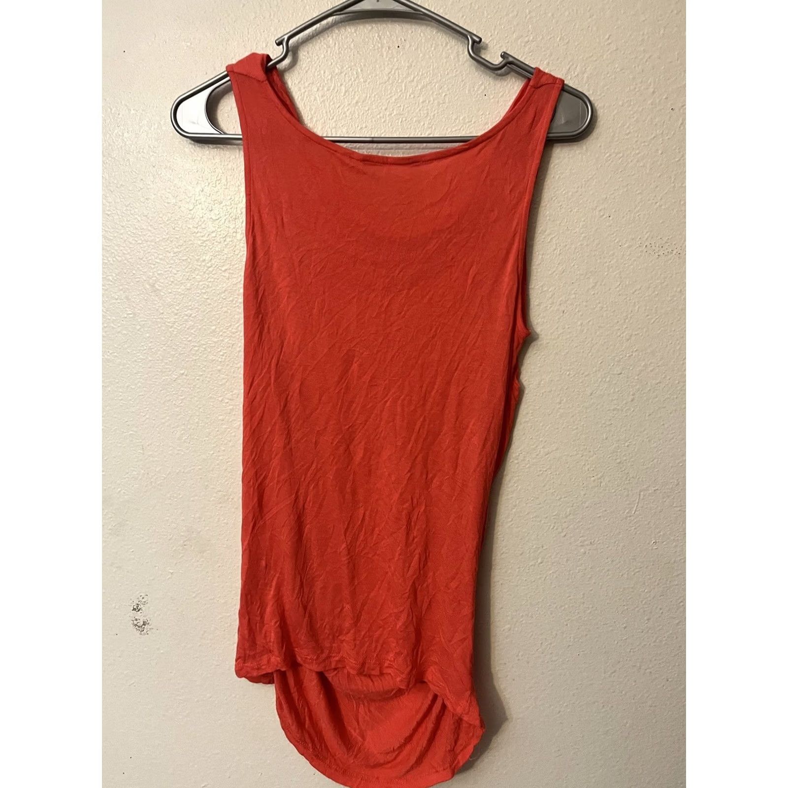 Vintage T Tahari Blouse Women S Pink Stretch Drape Neck Sleeveless Ruched Wrap Size S / US 4 / IT 40 - 3 Thumbnail