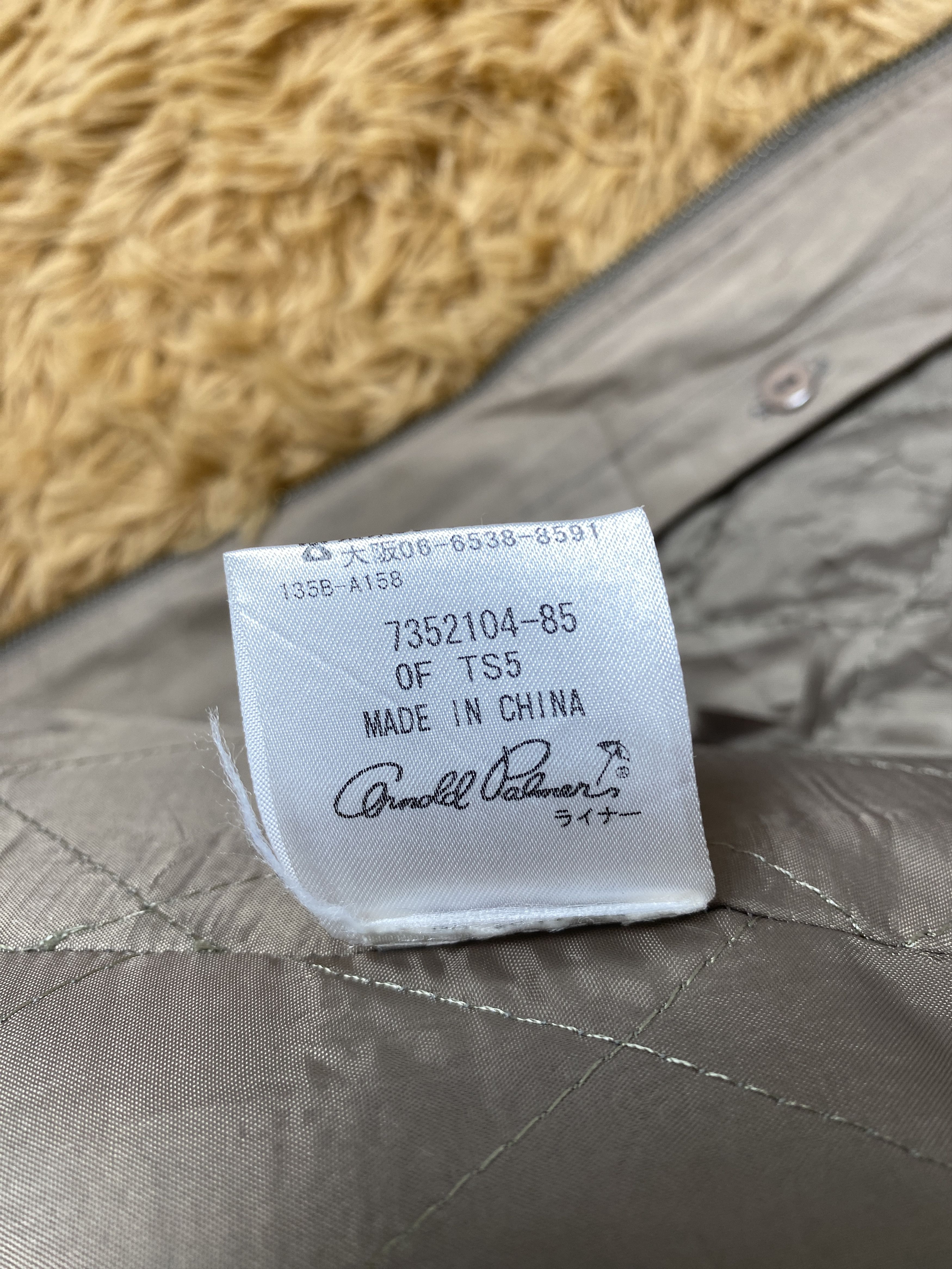 Vintage Vintage Arnold Palmer Hoodie Quilted Lining Jacket J2086 Size US S / EU 44-46 / 1 - 9 Thumbnail