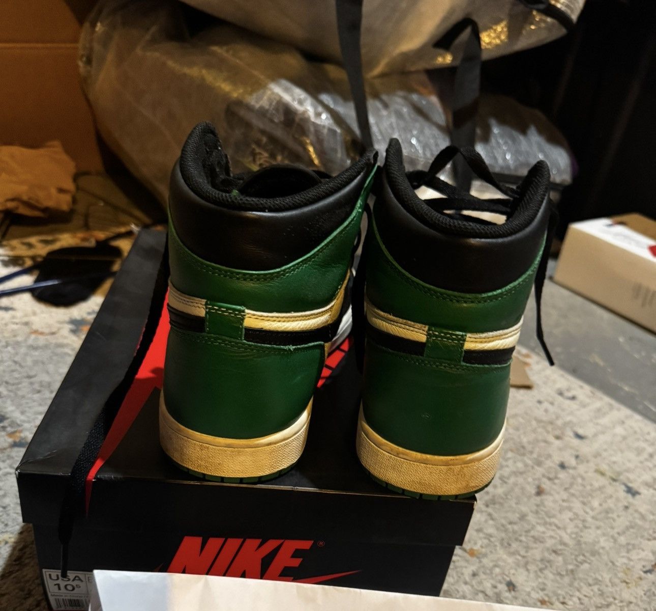 Jordan Brand Air Jordan 1 Pine Green Size US 10.5 / EU 43-44 - 4 Thumbnail