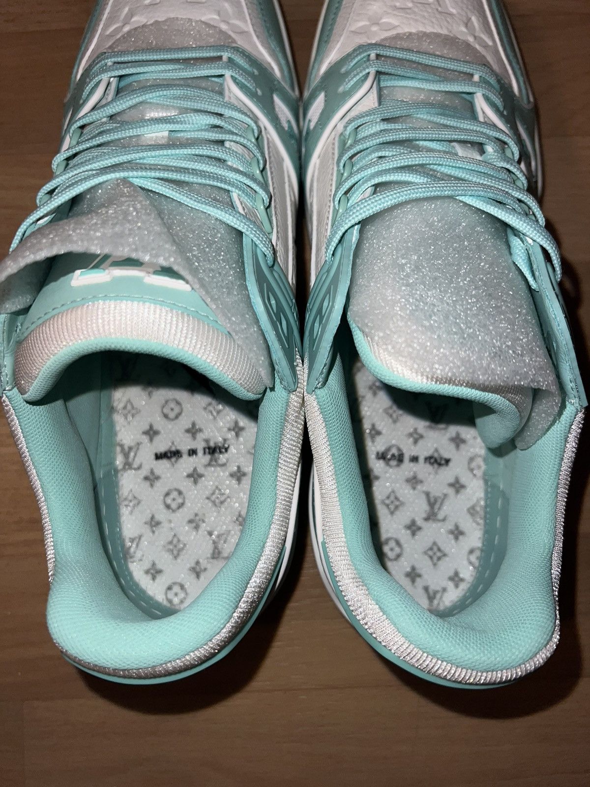 Louis Vuitton LV TRAINER SNEAKER Size US 11 / EU 44 - 12 Thumbnail