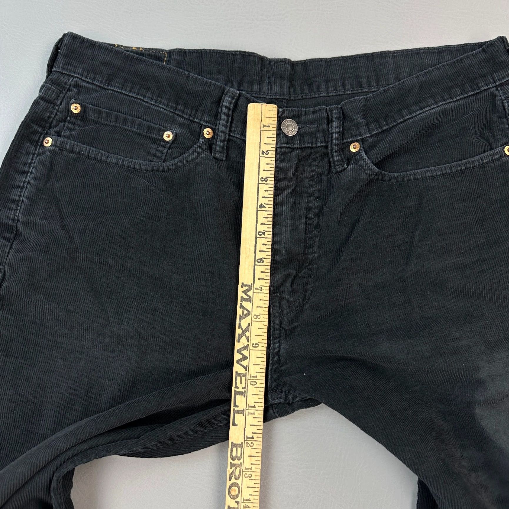 Levi's Levi's 514 Pants Mens 34x32 Black Corduroy Straight Fit Grunge Casual Skate 90s USA Vintage Mens Jeans Size US 34 / EU 50 - 6 Thumbnail