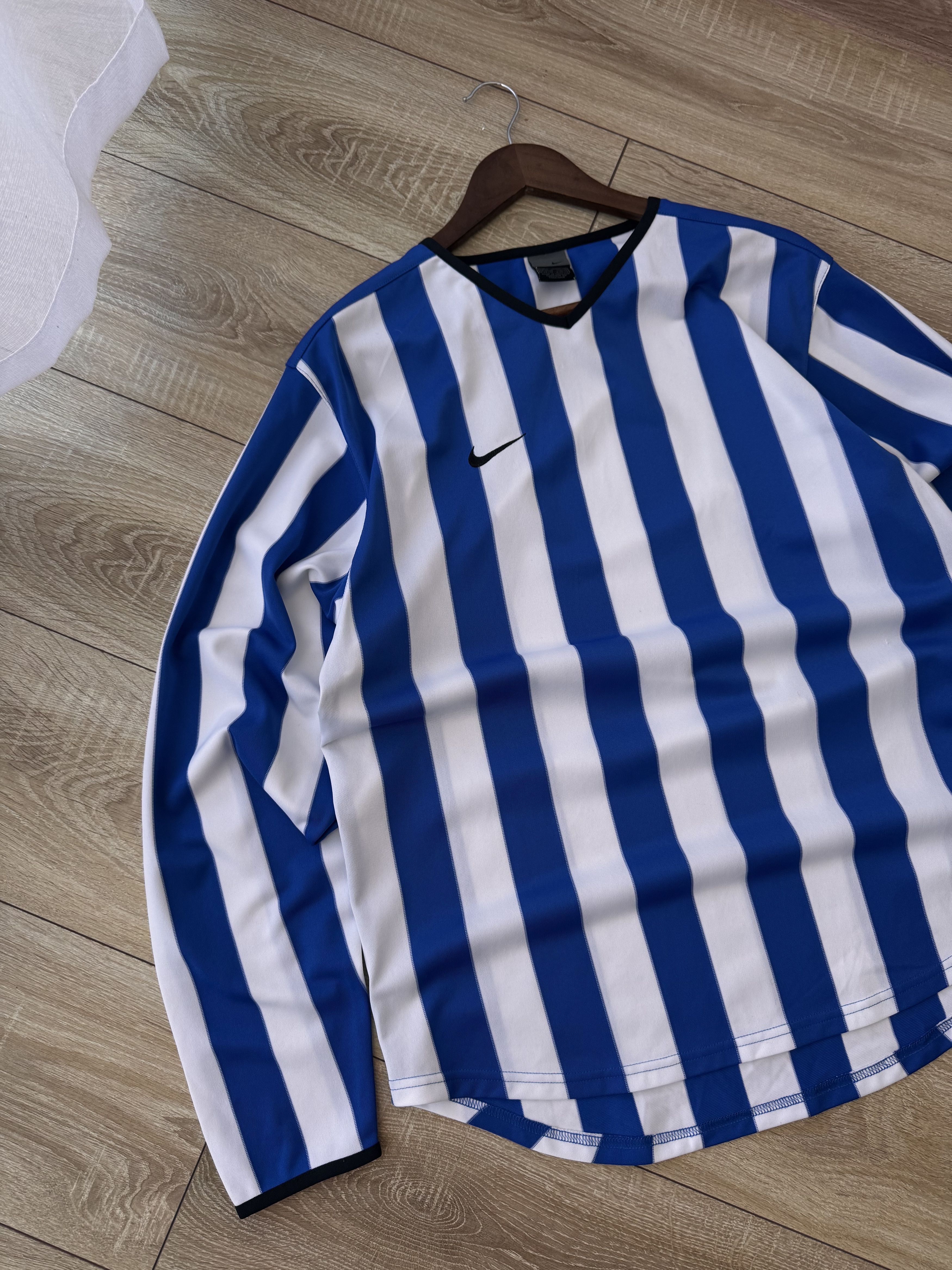 Nike Vintage Nike Streetwear Japanese Blue&White Striped Jersey Size US M / EU 48-50 / 2 - 3 Thumbnail