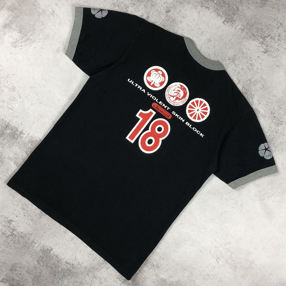 Diesel Vintage Diesel Ultra Violent Skin Block Tee Size US M / EU 48-50 / 2 - 12 Thumbnail