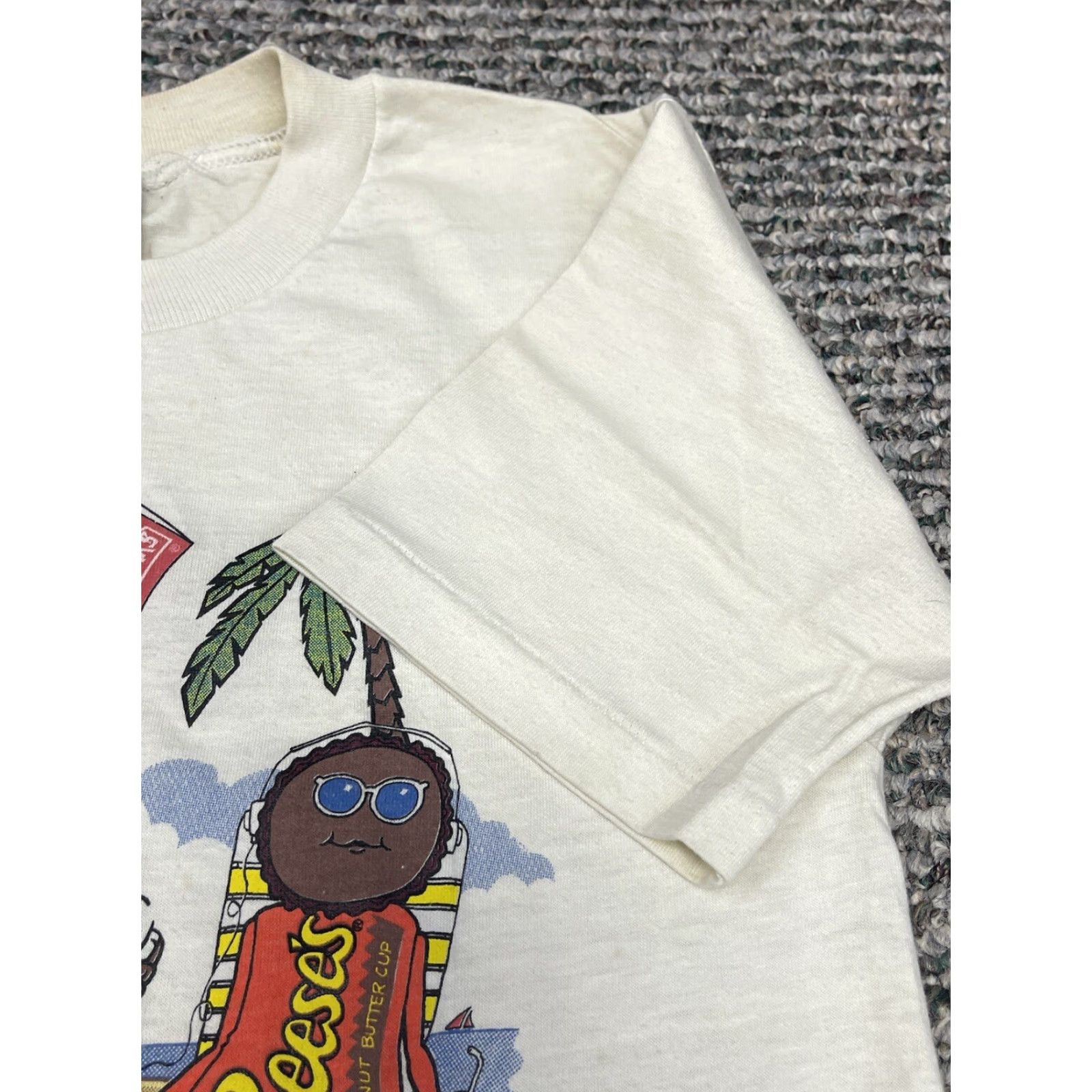 CHOCOOLATE VINTAGE Hershey Chocolate T-Shirt Skull? Size US S / EU 44-46 / 1 - 6 Thumbnail