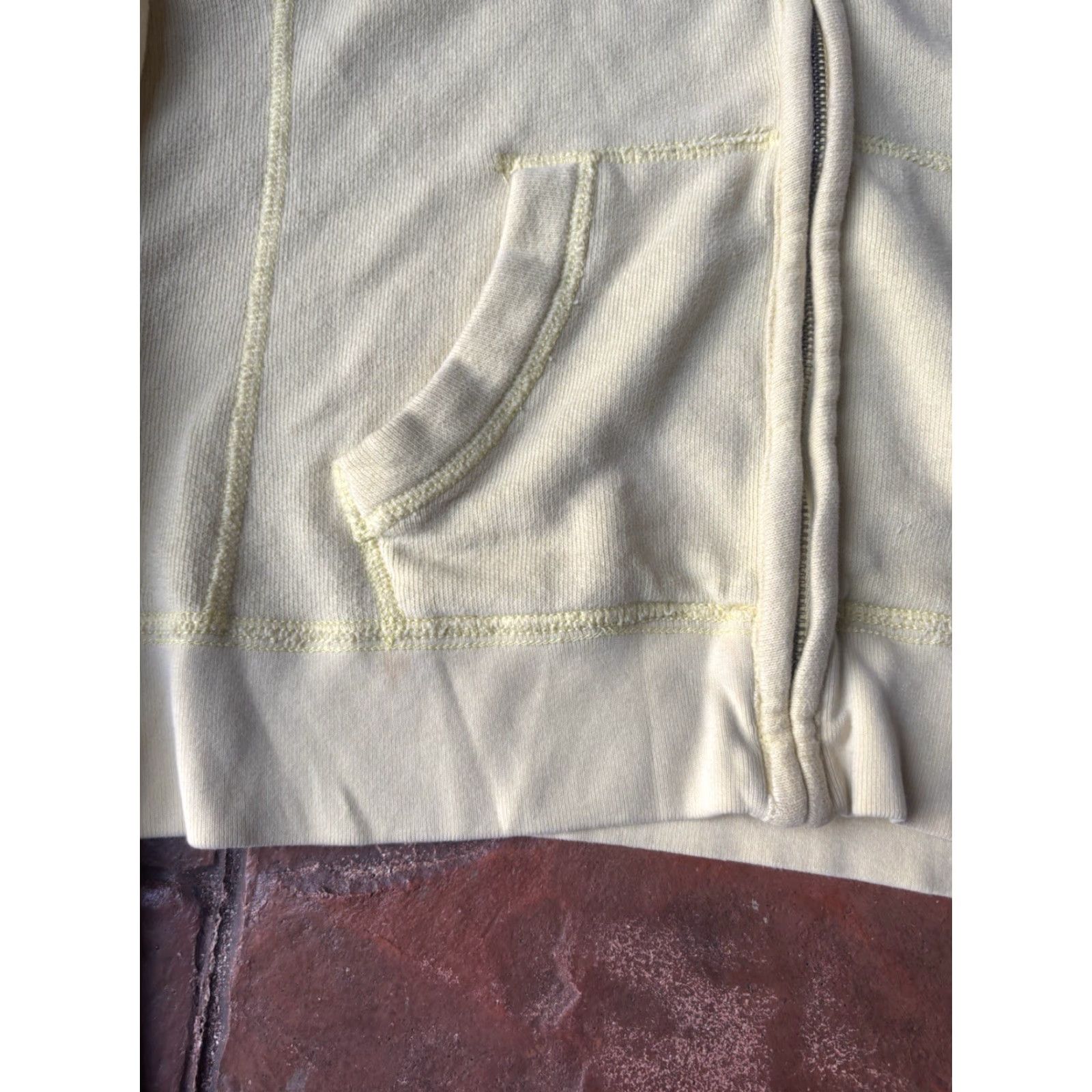 Abercrombie & Fitch VINTAGE Abercrombie & Fitch Zip Up Hoodie Sweatshirt Women’s Large Yellow Size L / US 10 / IT 46 - 6 Thumbnail
