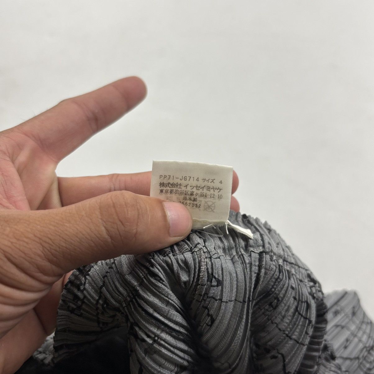 Pleats Please Issey Miyake Issey Miyake Pleats Please Animal Print Skirt Size 24" / US 00 / IT 34 - 6 Thumbnail
