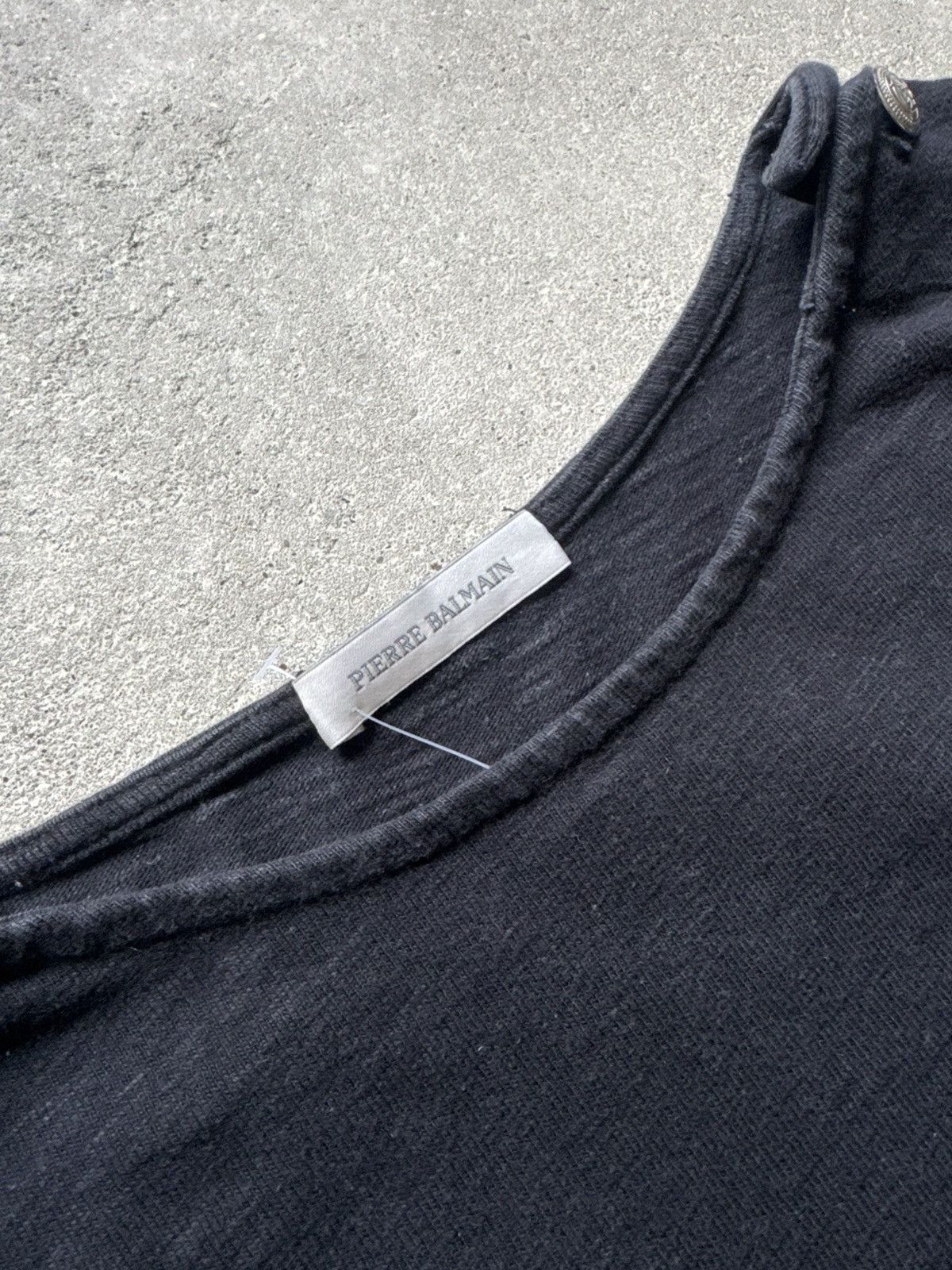 Pierre Balmain Balmain Distressed T-Shirt Archival Size US M / EU 48-50 / 2 - 6 Thumbnail