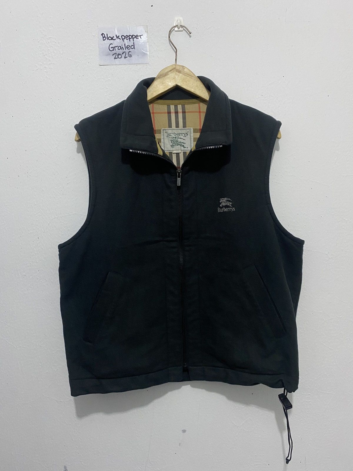 Burberry Vintage Burberry Vest Nova Check Zip Size US M / EU 48-50 / 2 - 1 Thumbnail