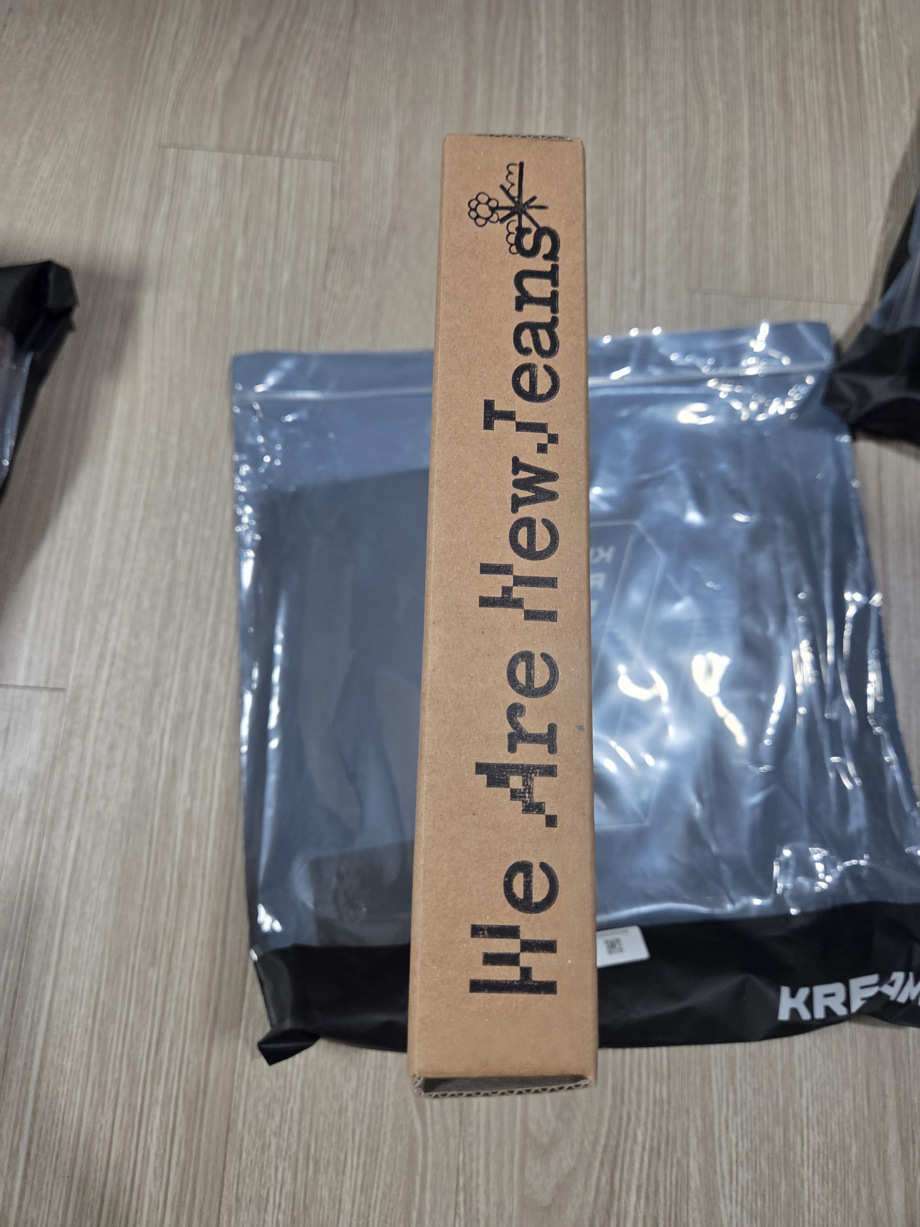 Other NewJeans 1st EP New Jeans Limited Edition (Black Ver.) Size ONE SIZE - 4 Thumbnail