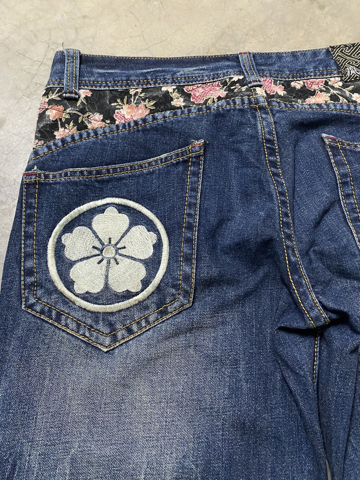 Hysteric Glamour × If Six Was Nine × Tornado Mart Baggy Jeans Japanese Infinity Embroidery Sukajan Japan Size US 34 / EU 50 - 5 Thumbnail