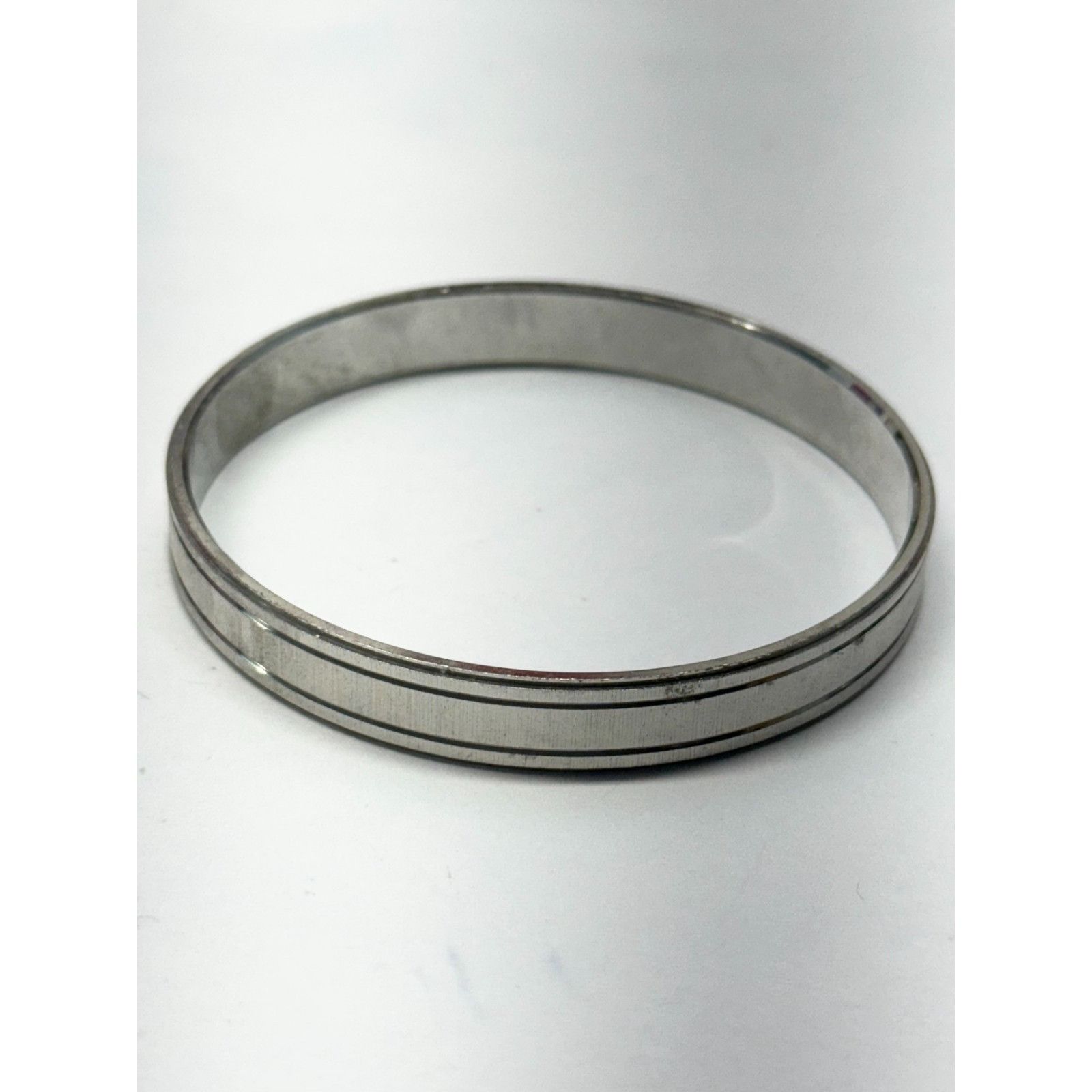 Vintage Vintage silver brushed bangle bracelet Size ONE SIZE - 2 Thumbnail