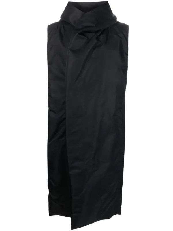 o1y0325 Hooded Coat in Black