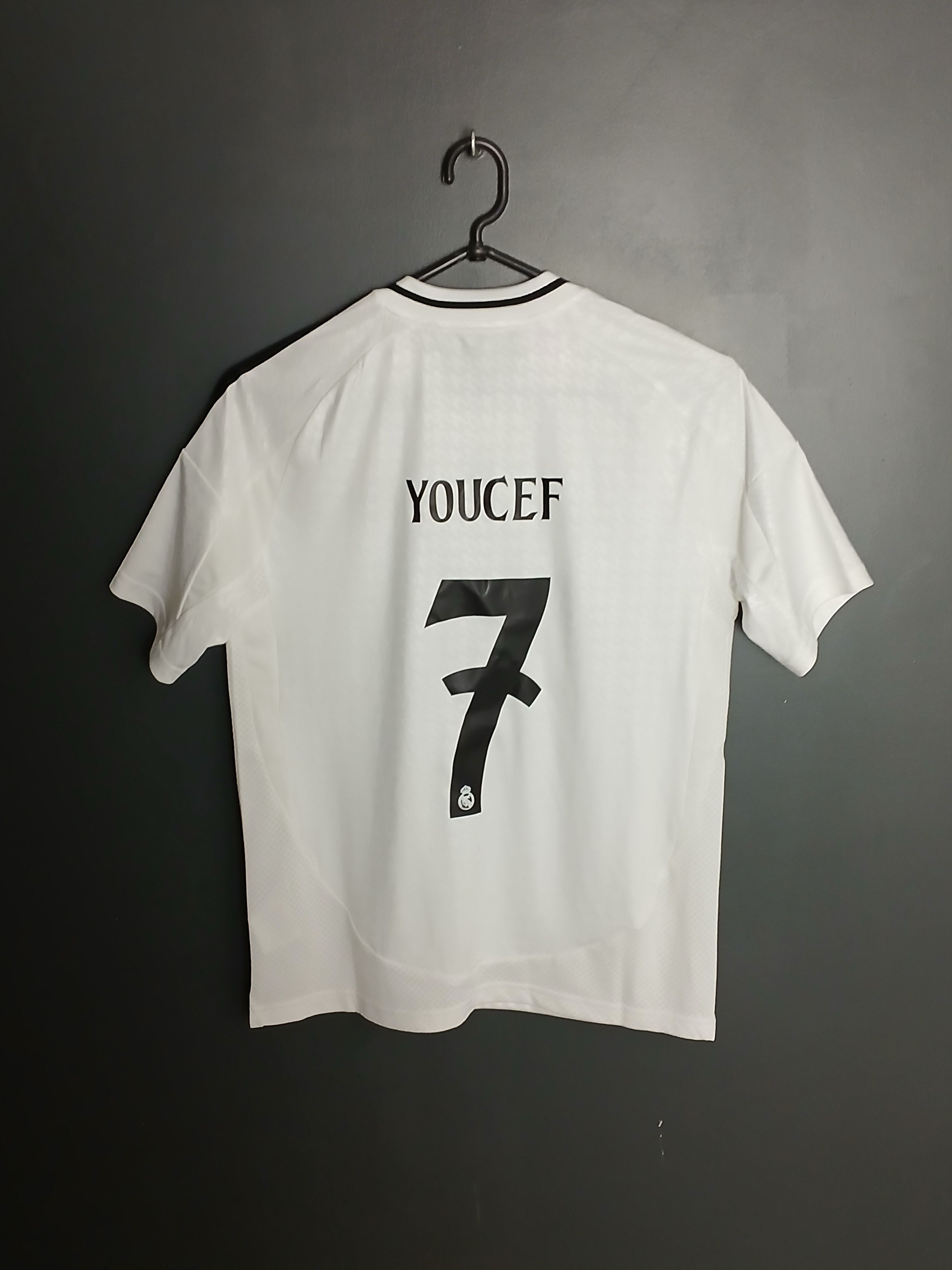 Adidas KIDS New Real Madrid 24/25 Home Football Jersey T-Shirt Size US S / EU 44-46 / 1 - 2 Thumbnail