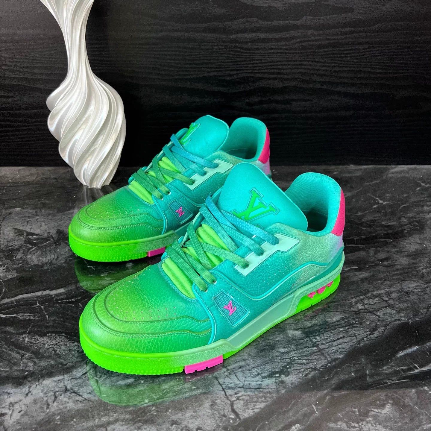 Louis Vuitton Trainer Gradient Lake Green 39 99 New Size US 6 / EU 39 - 1 Thumbnail