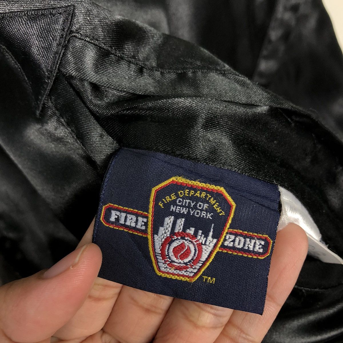 Japanese Brand × Vintage 📌Vintage Bomber Jacket New York Fire Department Big Logo Size US M / EU 48-50 / 2 - 22 Thumbnail