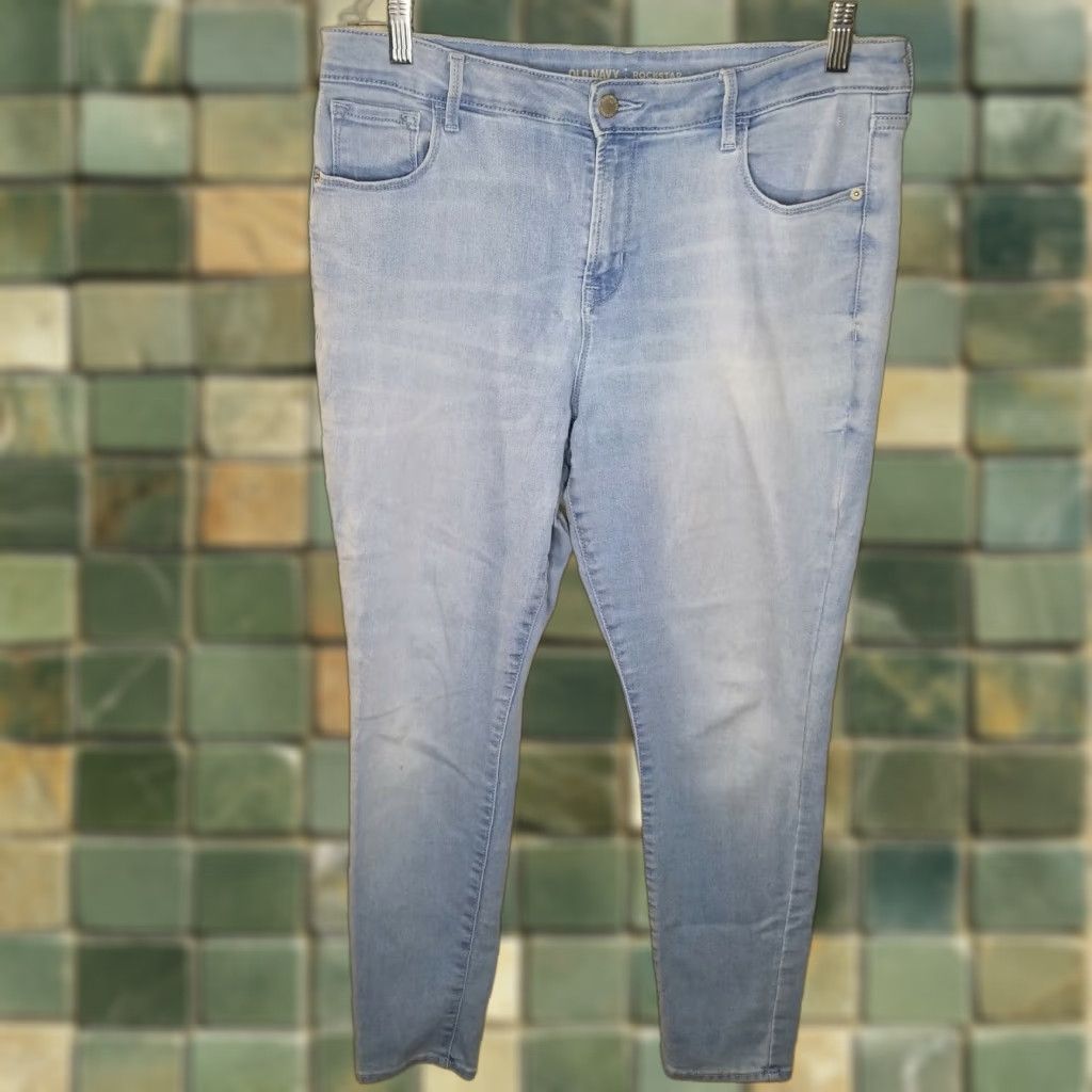 Old Navy Old Navy Rockstar Jeans Skinny Womens 14 Mid Rise Blue Denim 28.5in 36waist Womens Size 36" / US 14 / IT 50 - 1 Thumbnail