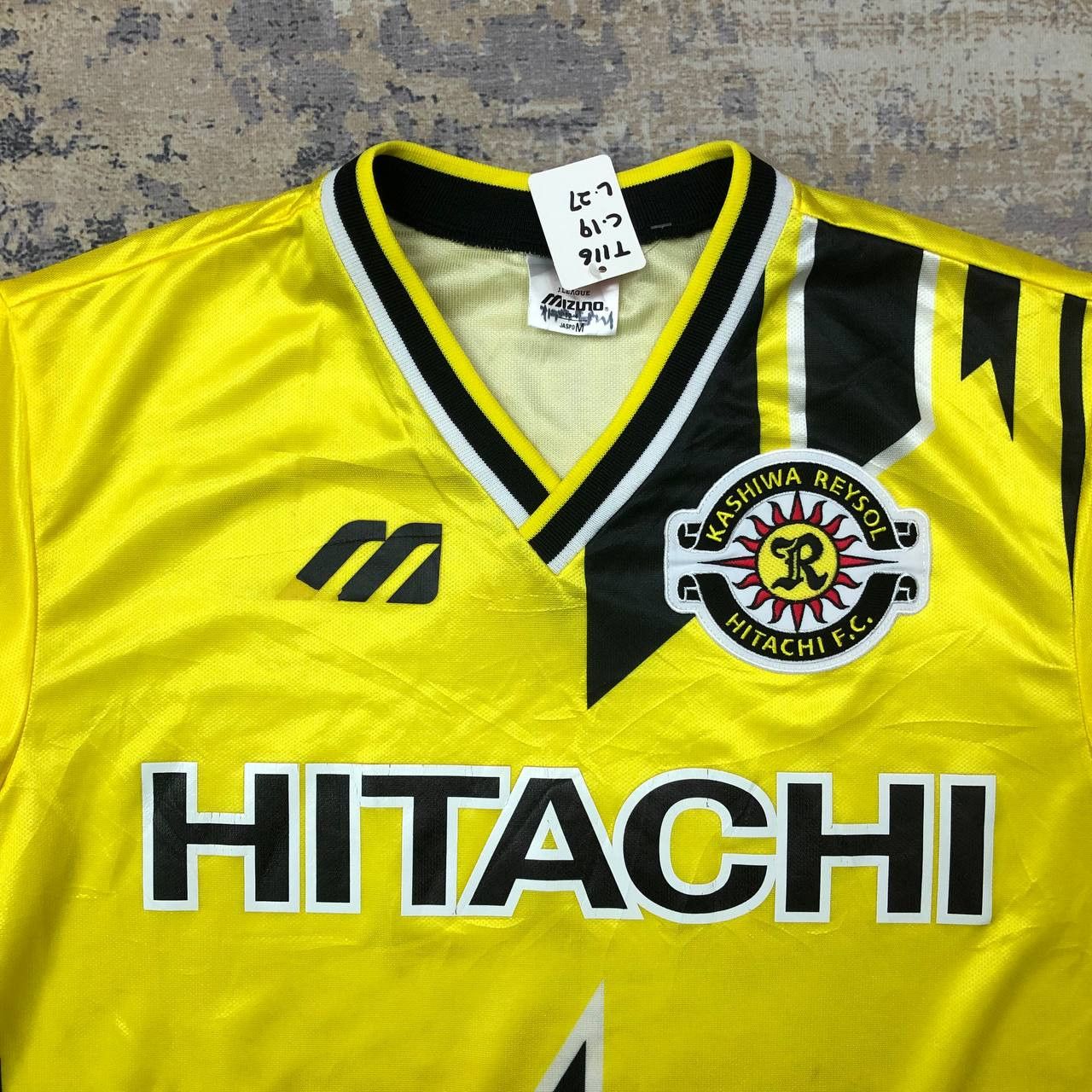 Mizuno T116 VTG J LEAGUE KASHIWA REYSOL HITACHI FC MIZUNO JERSEY Size US M / EU 48-50 / 2 - 2 Thumbnail
