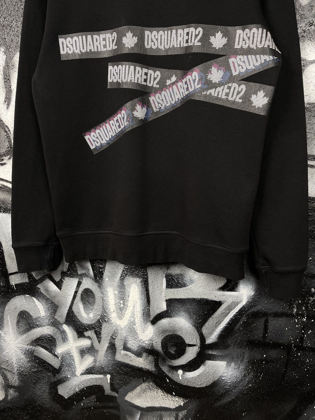 Dsquared2 Dsquared2 Tape Print Logo Sweatshirt Men’s Size S Size US S / EU 44-46 / 1 - 4 Thumbnail