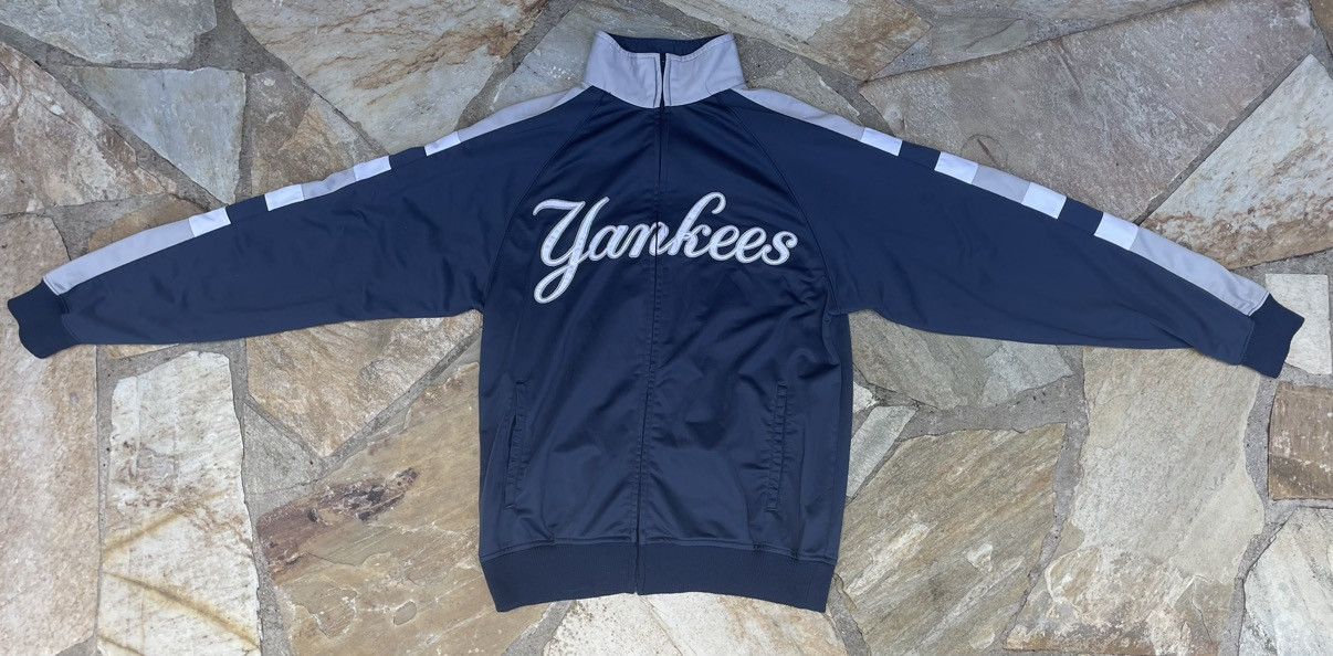 Vintage Retros 2000s style New York Yankees zip up Size US M / EU 48-50 / 2 - 1 Thumbnail