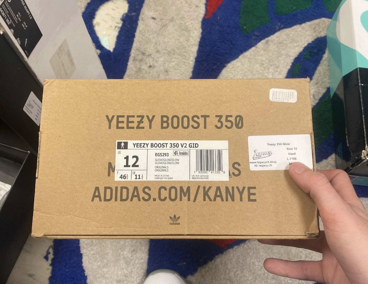 Yeezy Yeezy 350 Glow Size US 12 / EU 45 - 6 Thumbnail