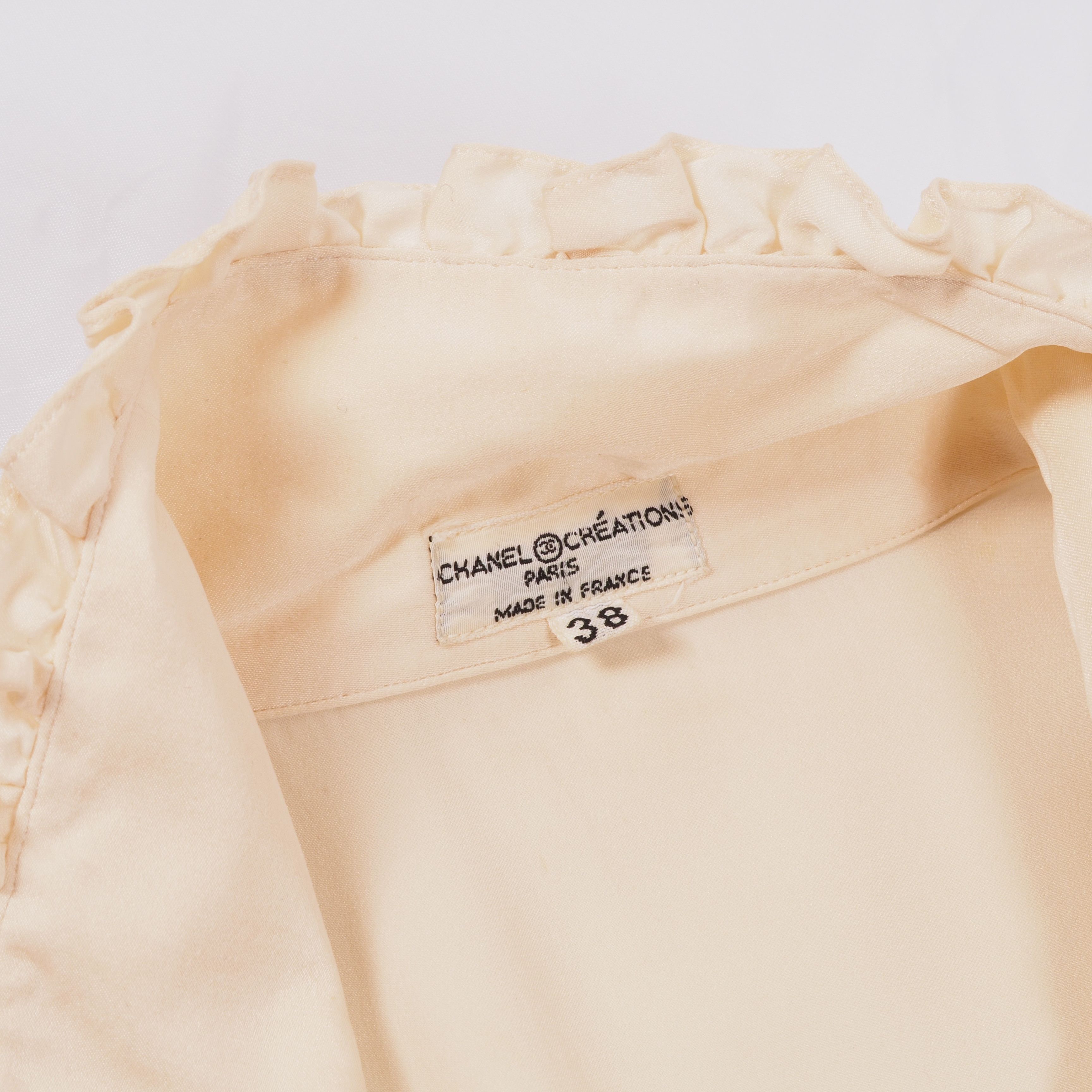 Chanel × Vintage Chanel Creations Vintage 70s 80s Ivory Silk Satin Blouse Size S / US 4 / IT 40 - 10 Thumbnail
