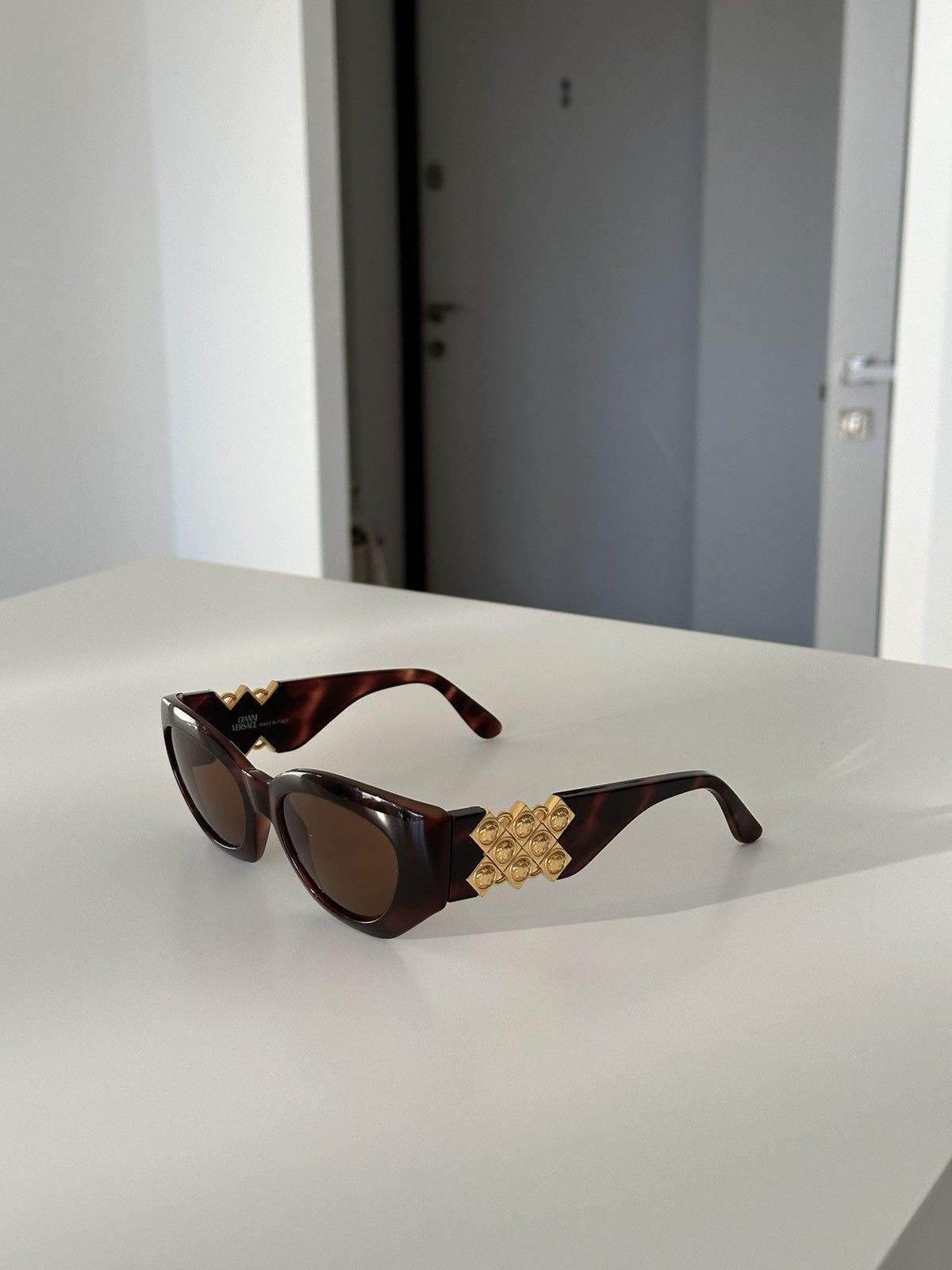 Versace Vintage Versace Multiple Medusa Luxury Sunglasses/ MOD.420/D Size ONE SIZE - 6 Thumbnail