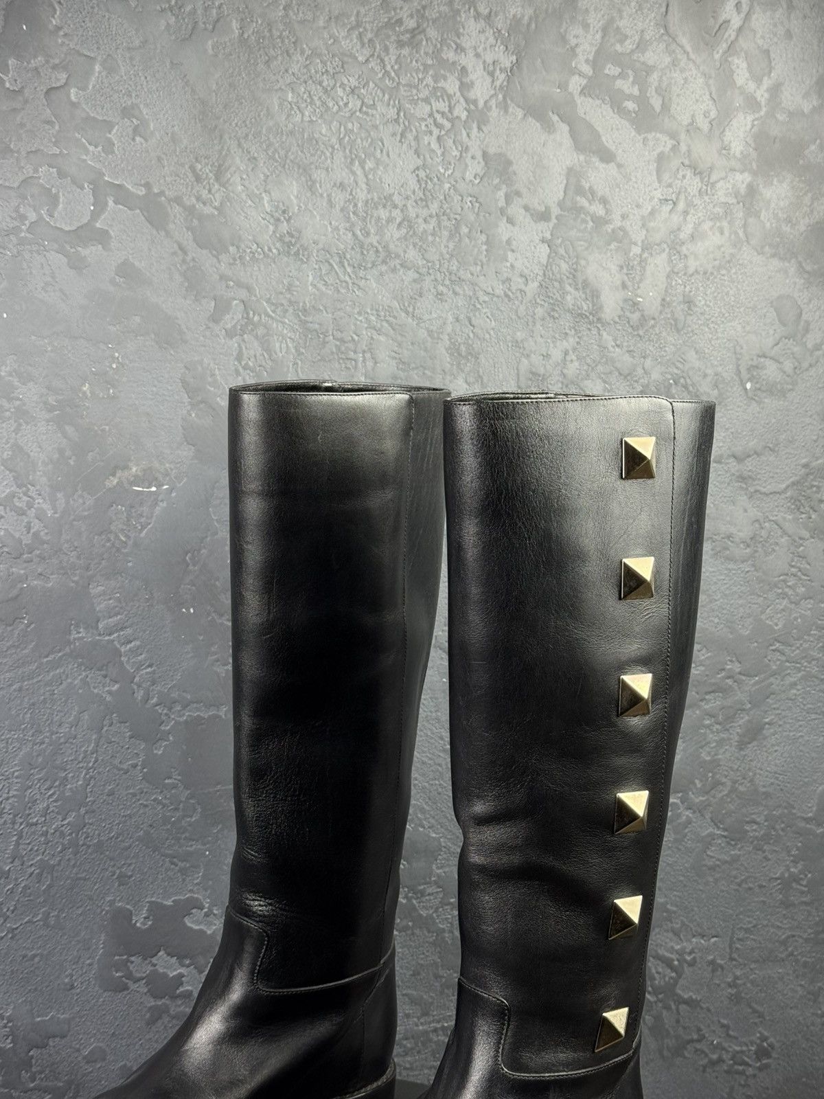 Valentino Valentino Garavani Rockstud Black Leather Women’s Knee Boots Size US 8 / IT 38 - 2 Thumbnail