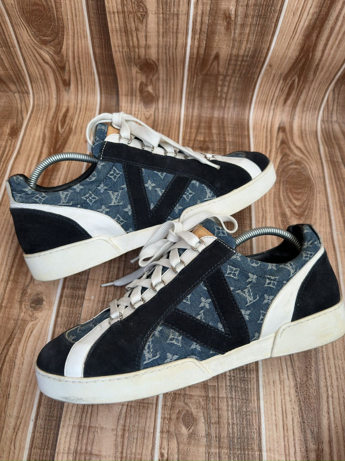 Louis Vuitton Louis Vuitton Rennes Blue Monogram Denim Sneaks Size US 10 / EU 43 - 9 Thumbnail