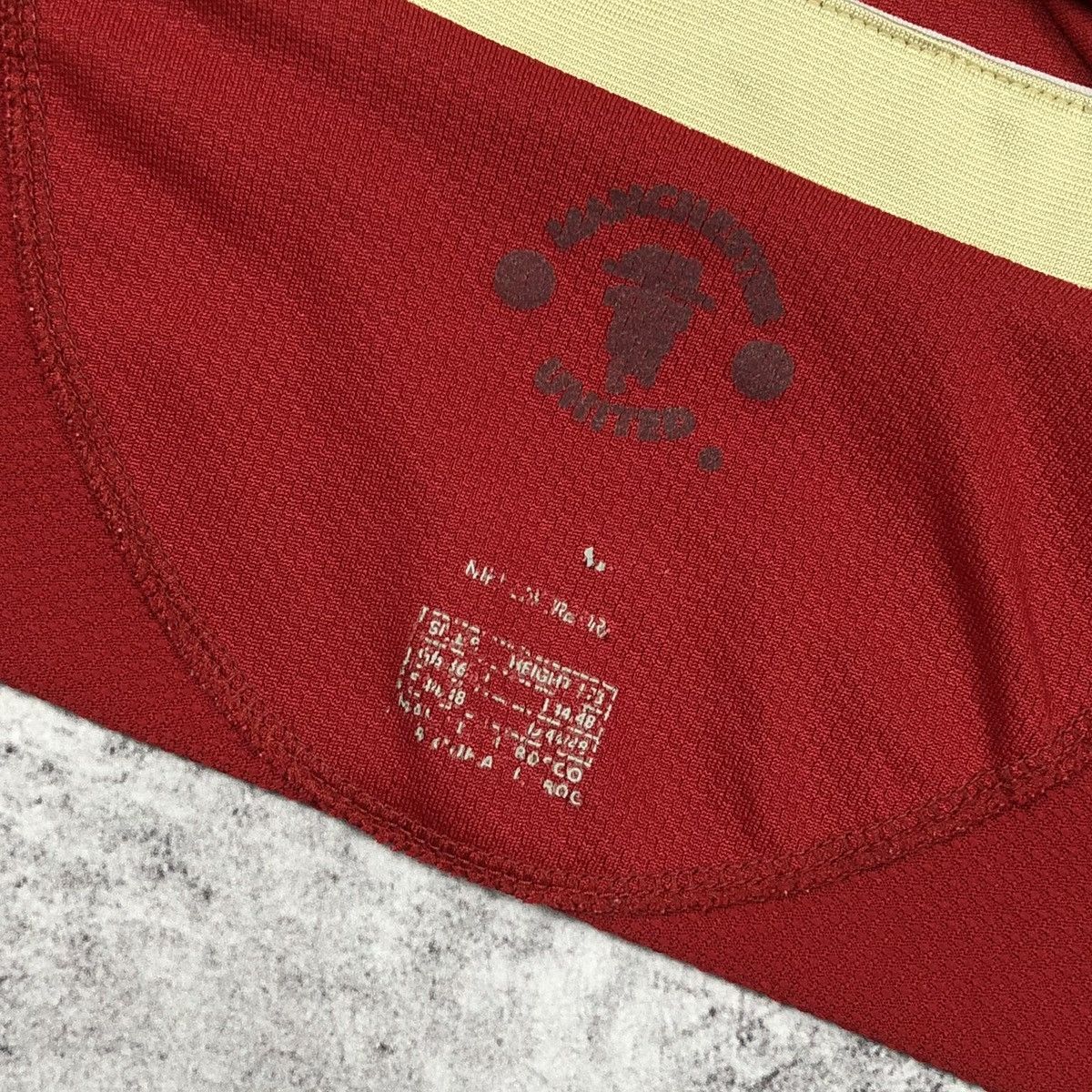 Nike Manchester United 2006-2007 Nike Home Soccer Jersey Size US S / EU 44-46 / 1 - 25 Thumbnail
