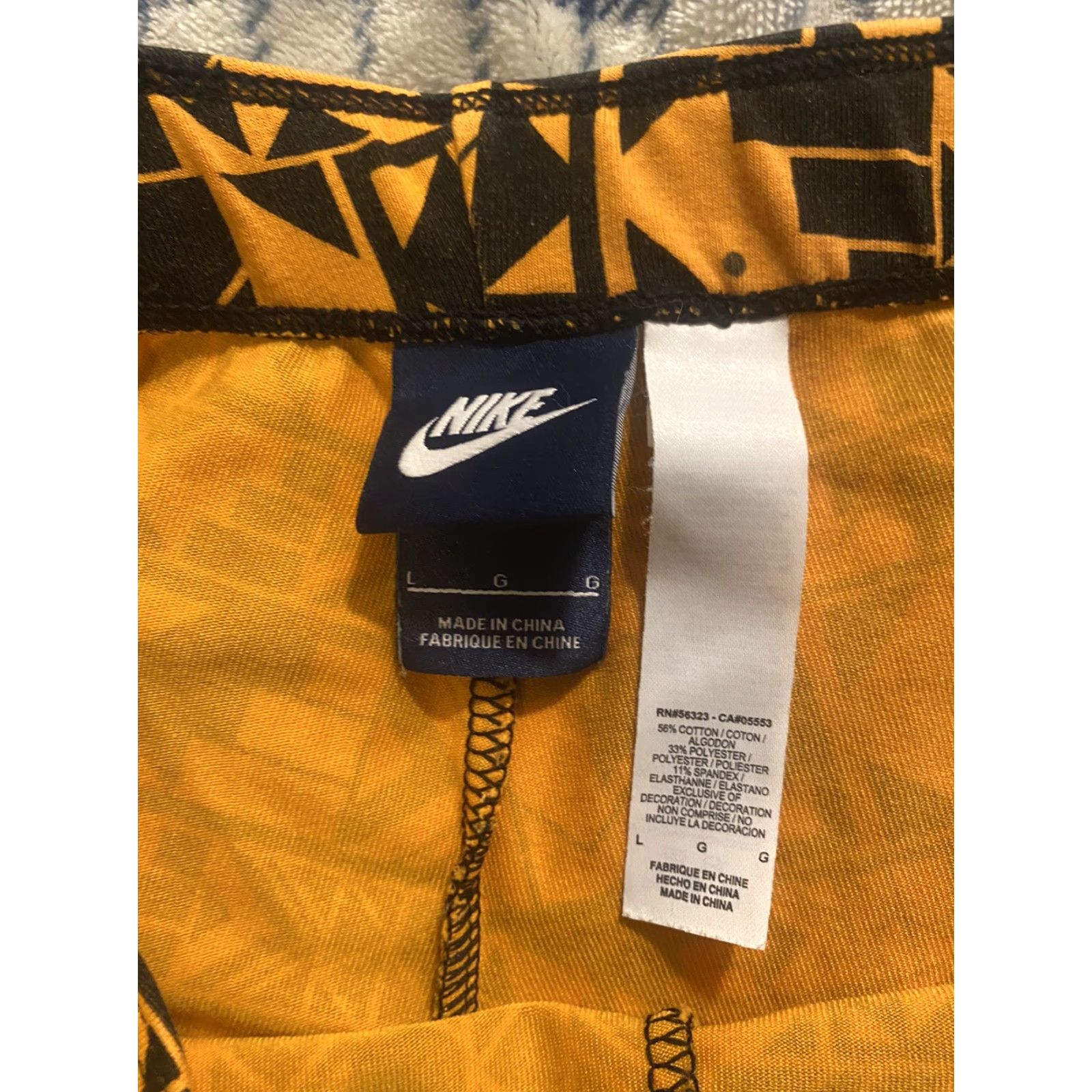 Nike Nike Leggings Womens Large Orange Aztec Print Nike Spell Out Size 36" / US 14 / IT 50 - 5 Thumbnail