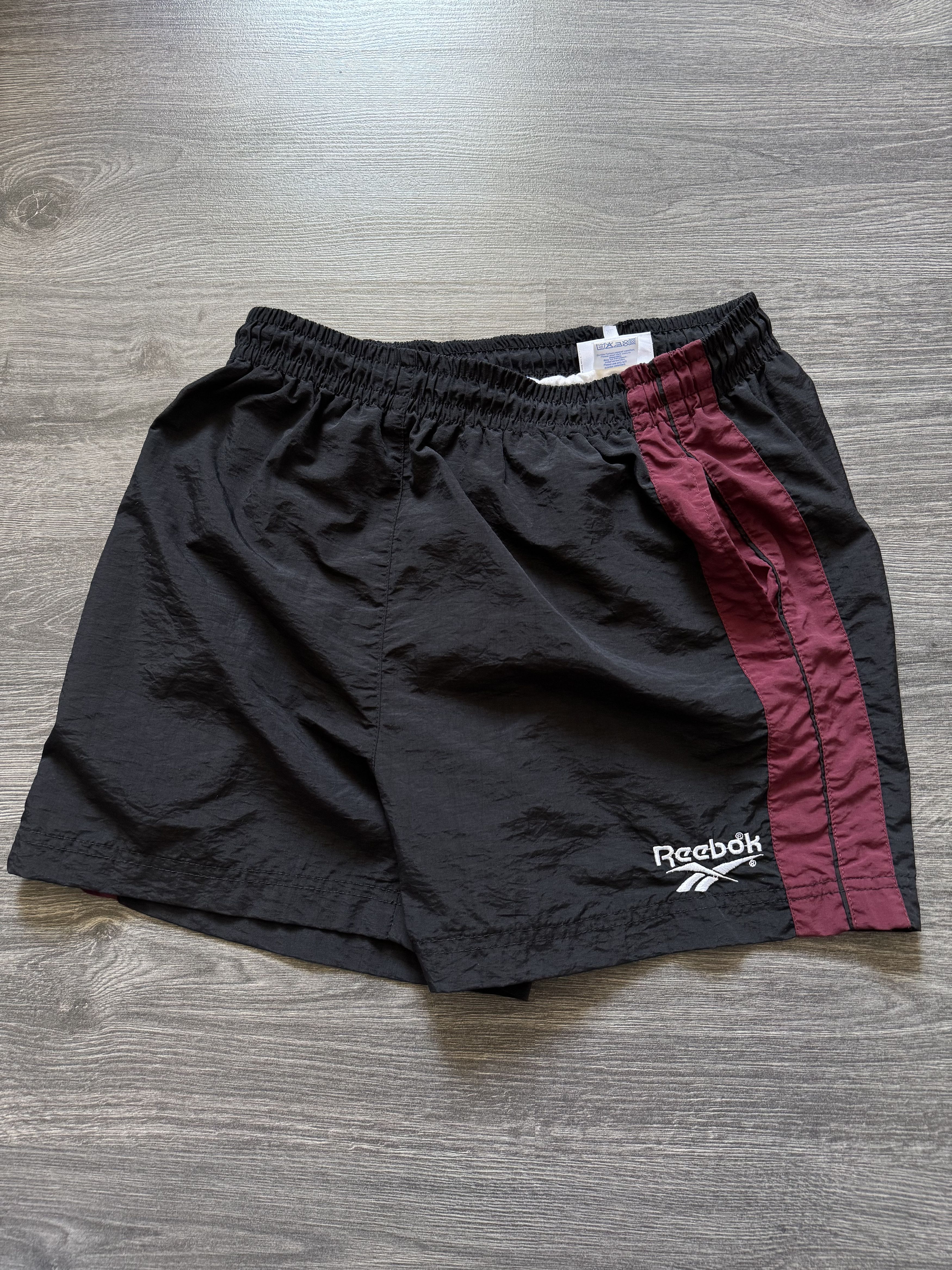 Reebok Reebok Vintage Mens Nylon Shorts Y2K Size US 36 / EU 52 - 3 Thumbnail