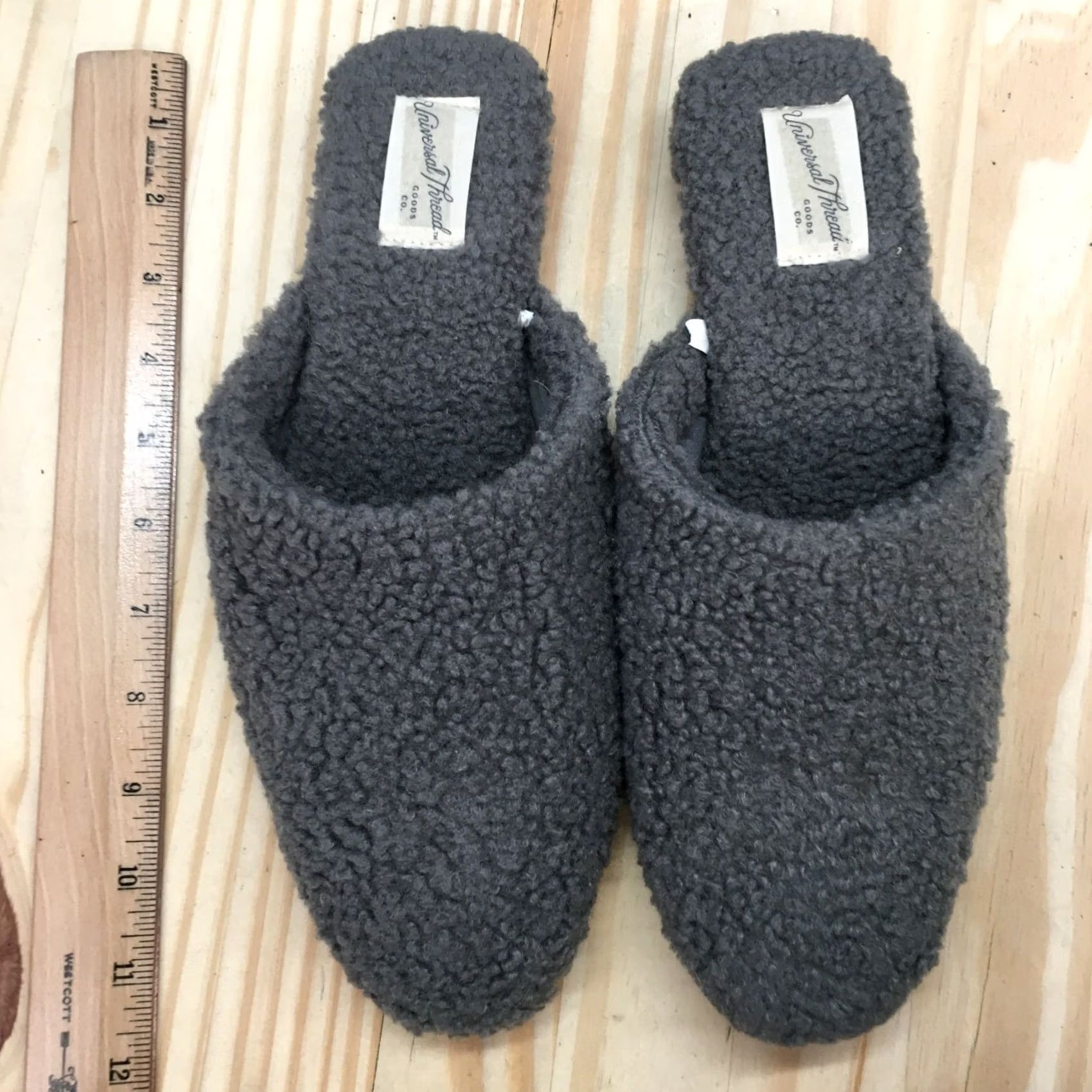 Vintage Universal Thread Slippers Womens 9.5 Margot Mules Gray Faux Fur Comfort Slip On Size ONE SIZE - 6 Thumbnail