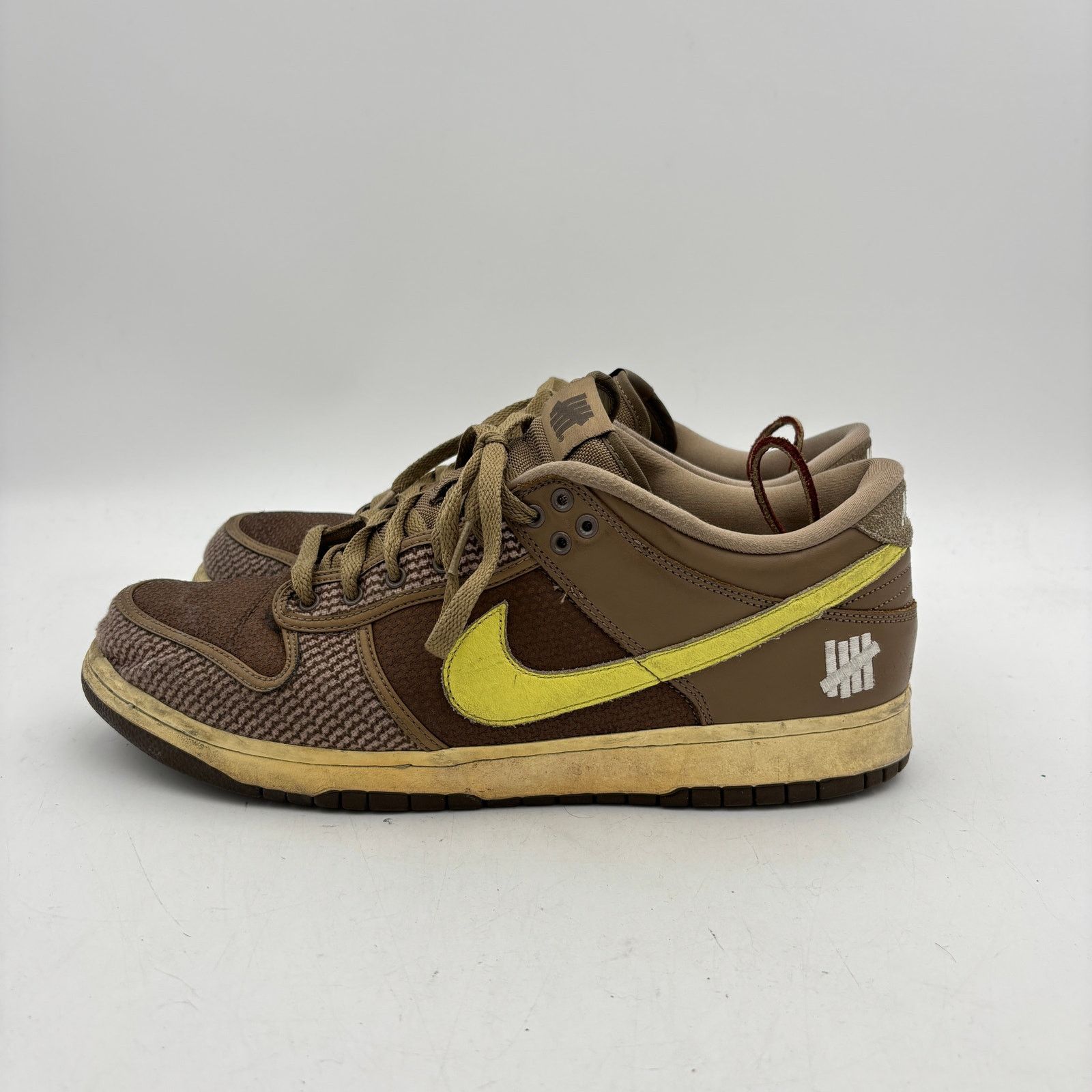 Nike Nike Dunk Low SP Undefeated Canteen Men's 13 DH3061-200 Size US 13 / EU 46 - 5 Thumbnail