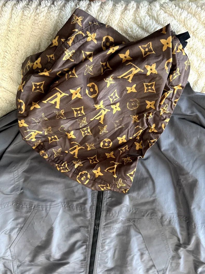 Louis Vuitton Louis Vuitton Show Style Windbreaker Jacket Size US S / EU 44-46 / 1 - 8 Thumbnail