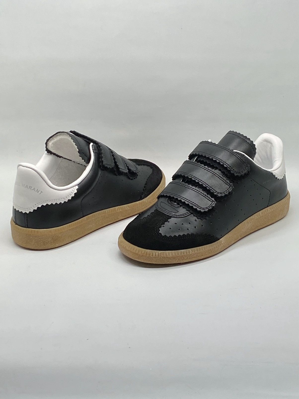 Isabel Marant Isabel Marant Beth Leather Grip-Strap Sneakers size 35 Size US 5 / IT 35 - 9 Thumbnail