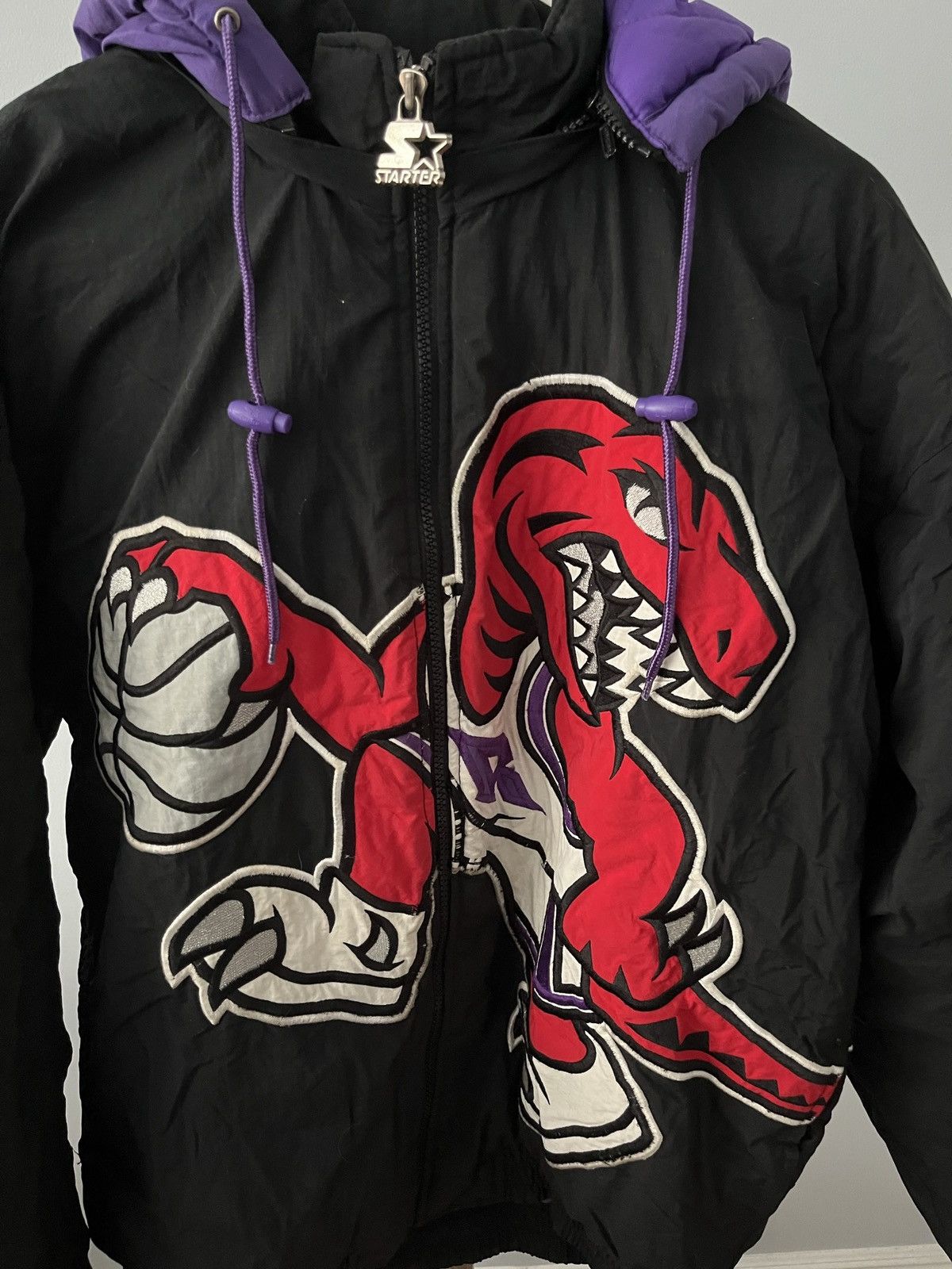 Starter VINTAGE Starter Toronto Raptors Big Shot Jacket Size L Size US L / EU 52-54 / 3 - 6 Thumbnail